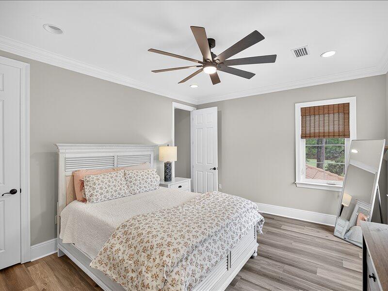 BURNT PINE - Residential Lease