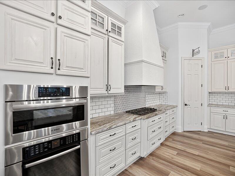 BURNT PINE - Residential Lease