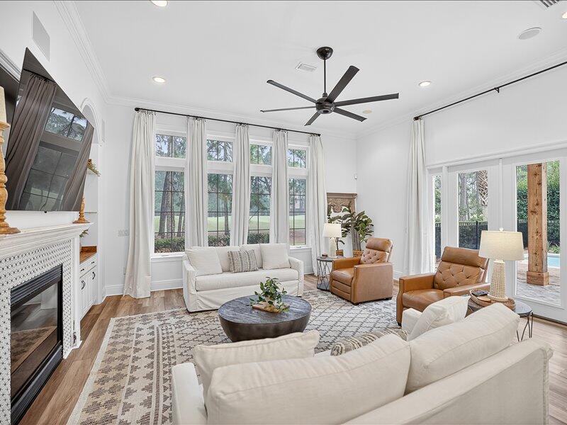 BURNT PINE - Residential Lease