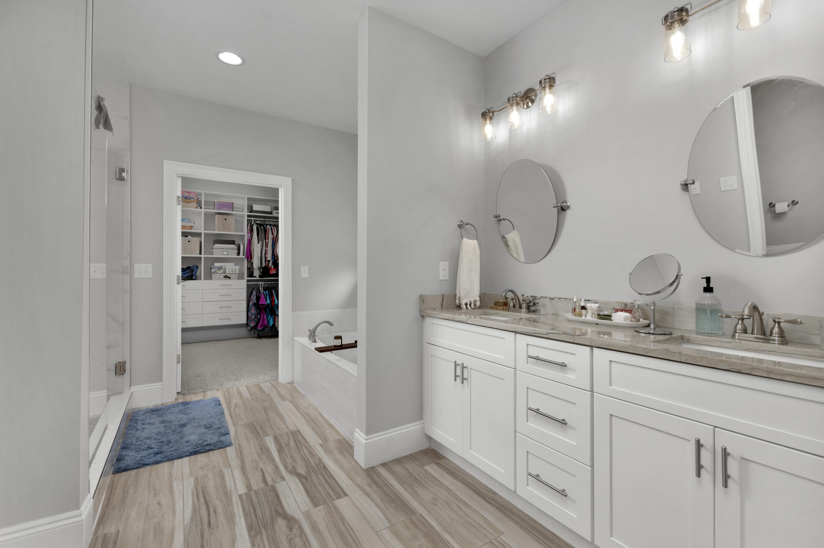 BAYOU POQUITO - Residential