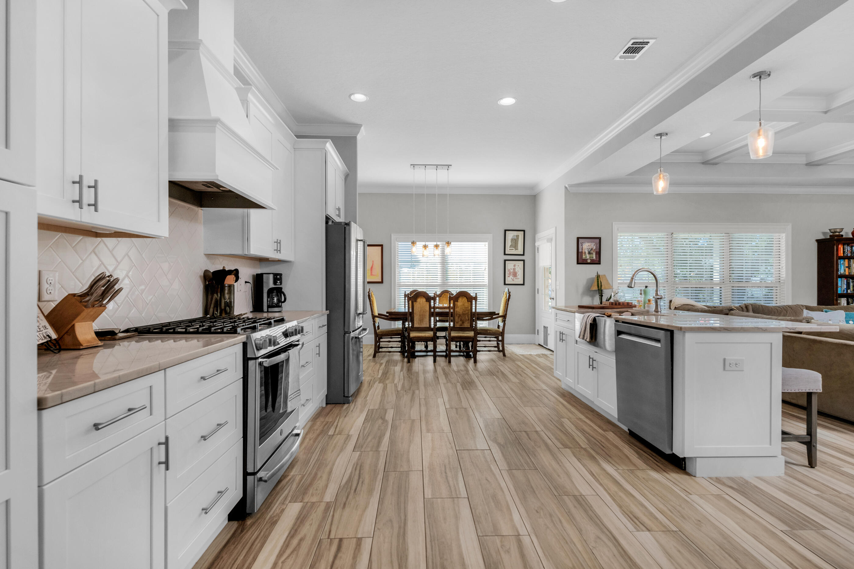 BAYOU POQUITO - Residential