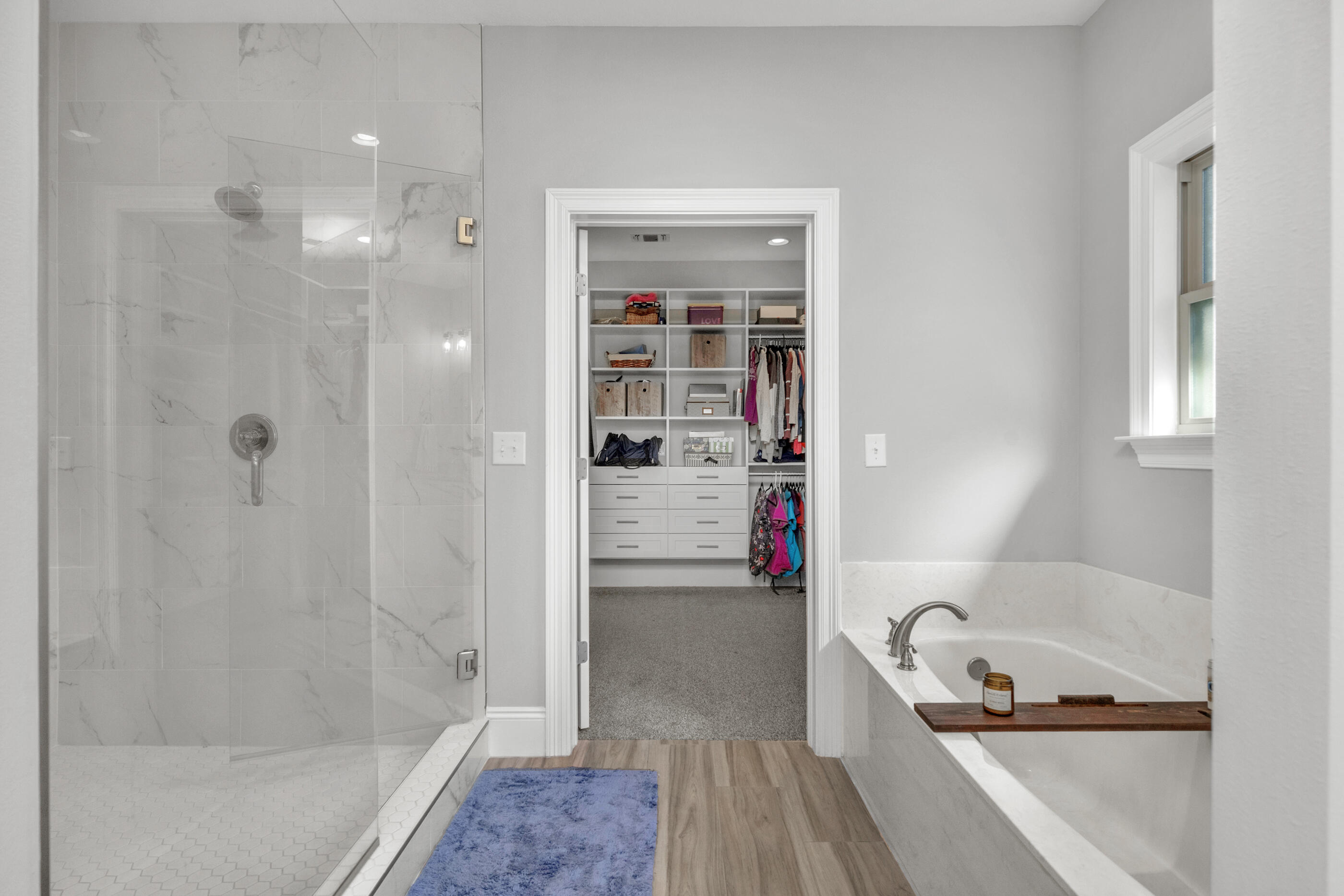 BAYOU POQUITO - Residential