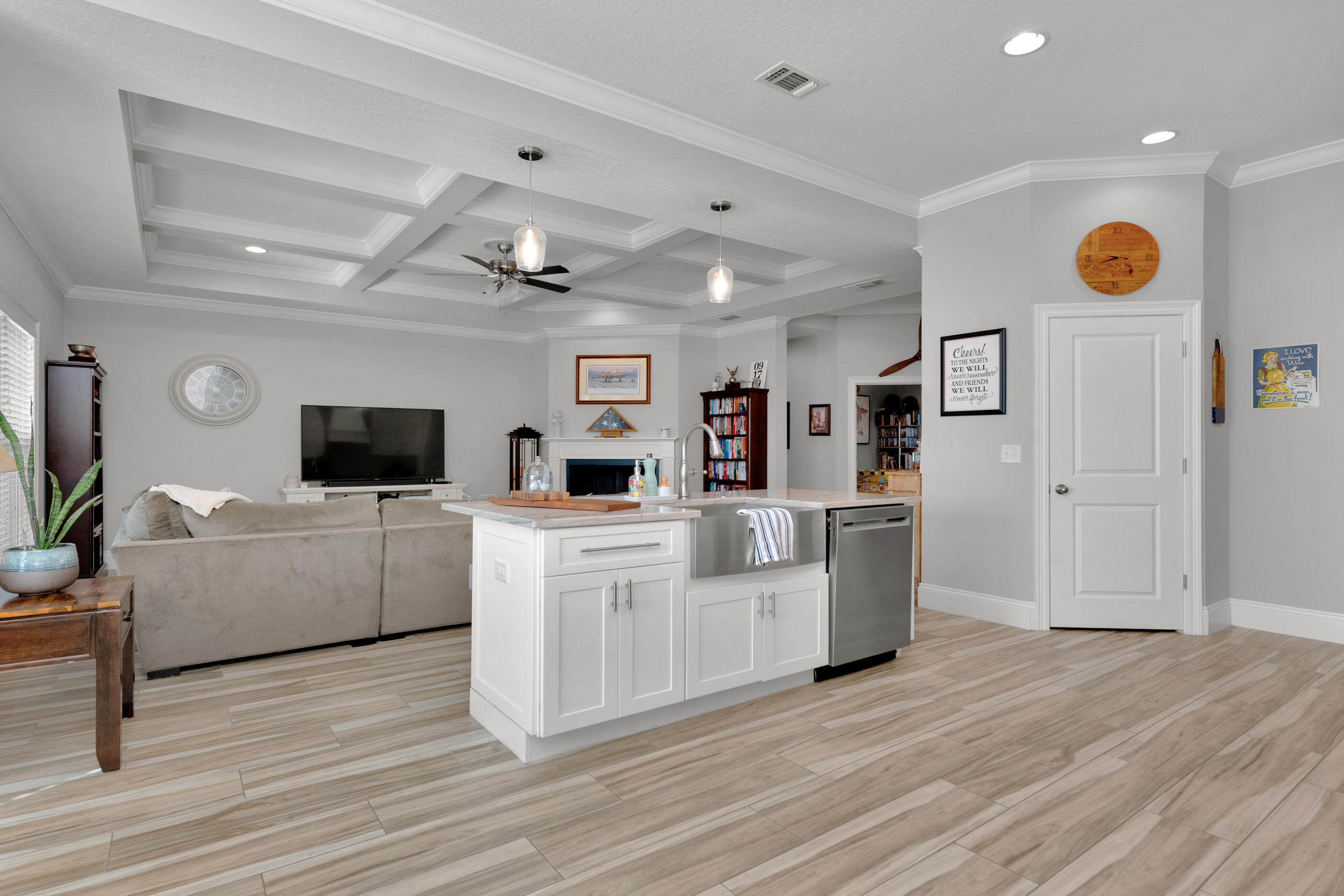 BAYOU POQUITO - Residential