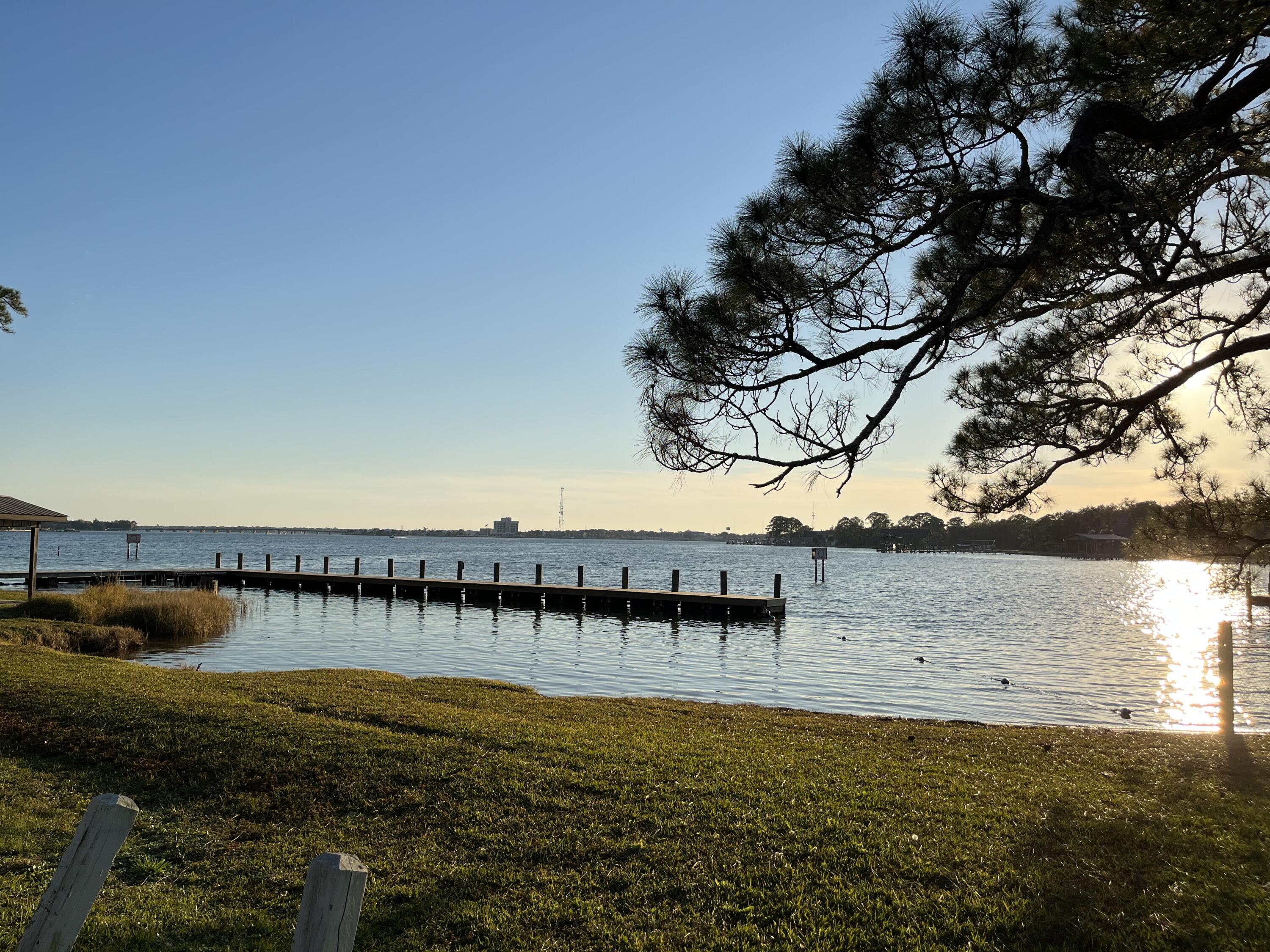 BAYOU POQUITO - Residential