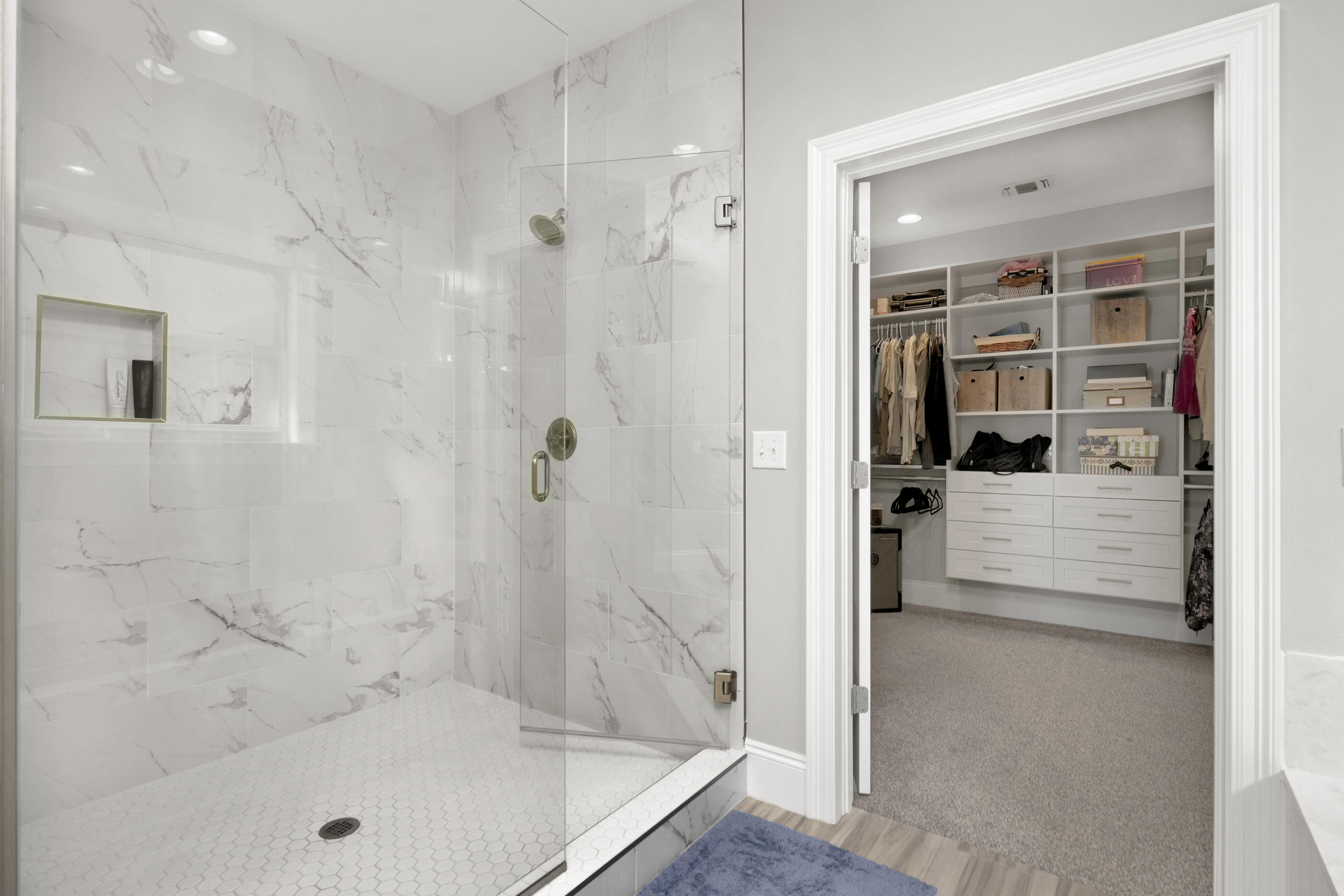 BAYOU POQUITO - Residential