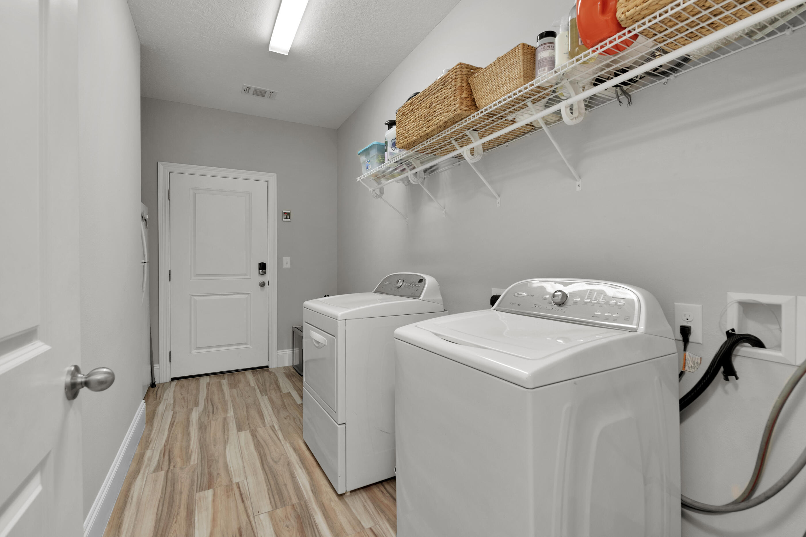 BAYOU POQUITO - Residential