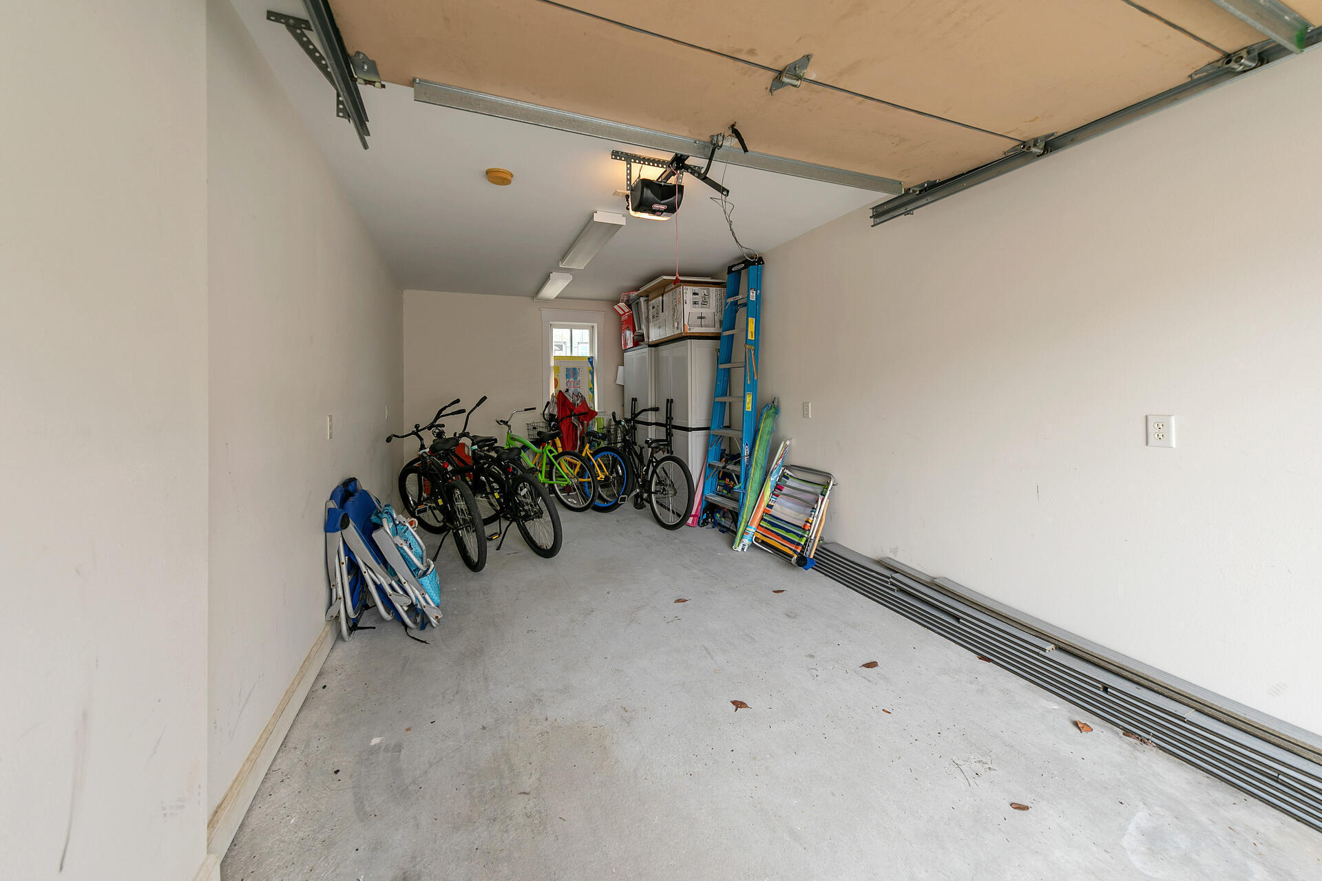 SUNSET BEACH - Residential