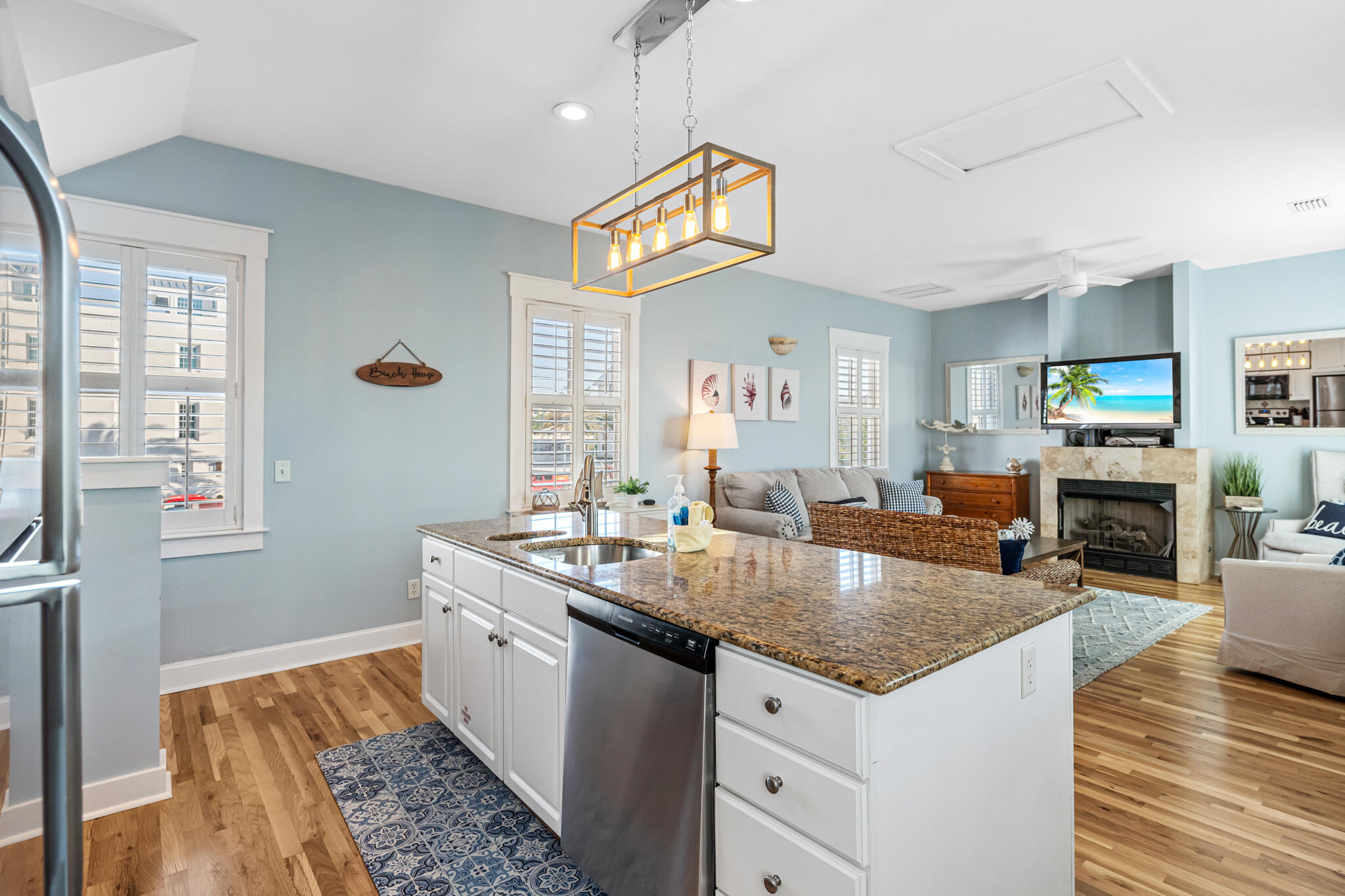 SUNSET BEACH - Residential