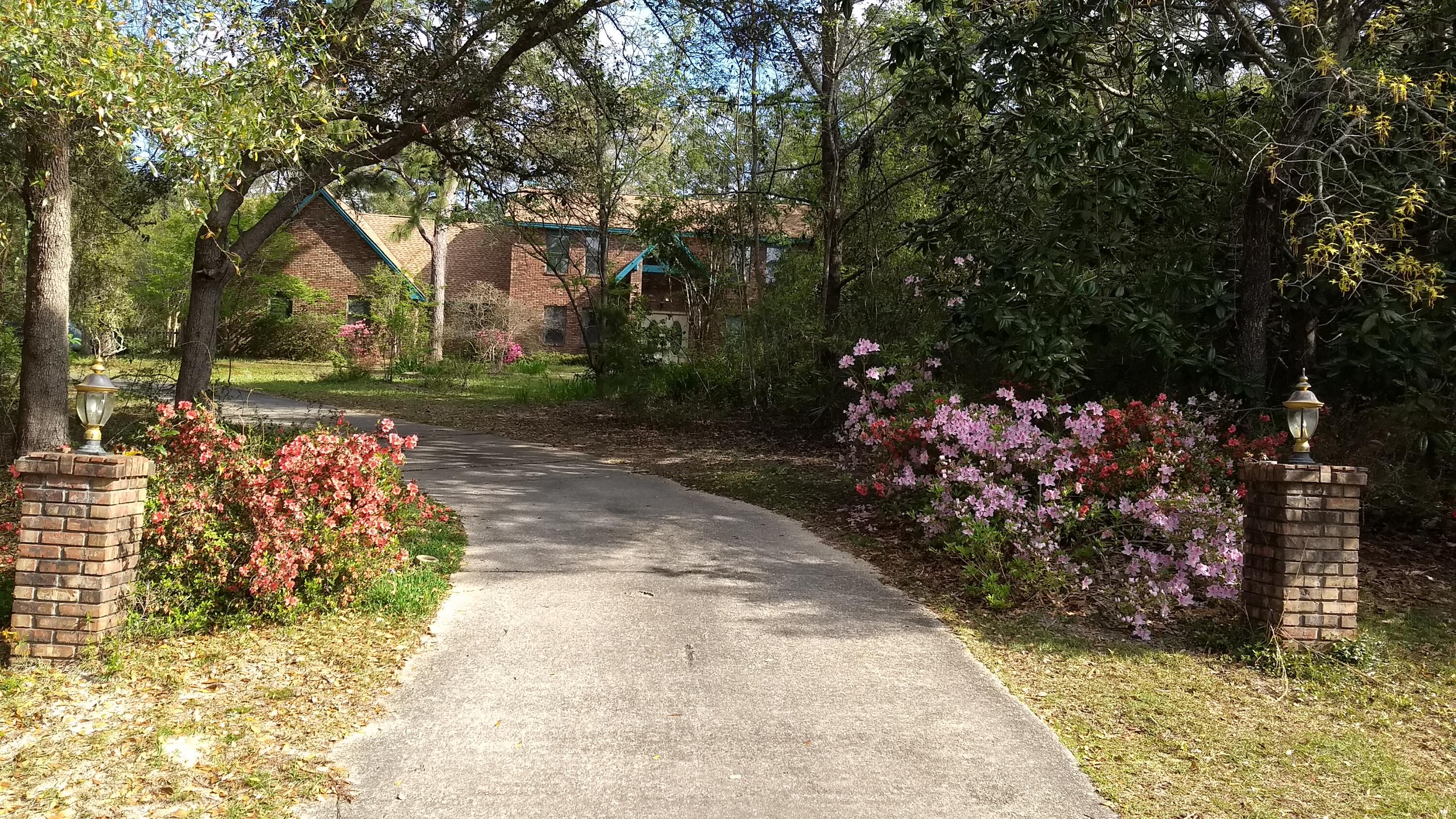 ROCKY BAYOU COUNTRY CLUB ESTATES 3 - Residential