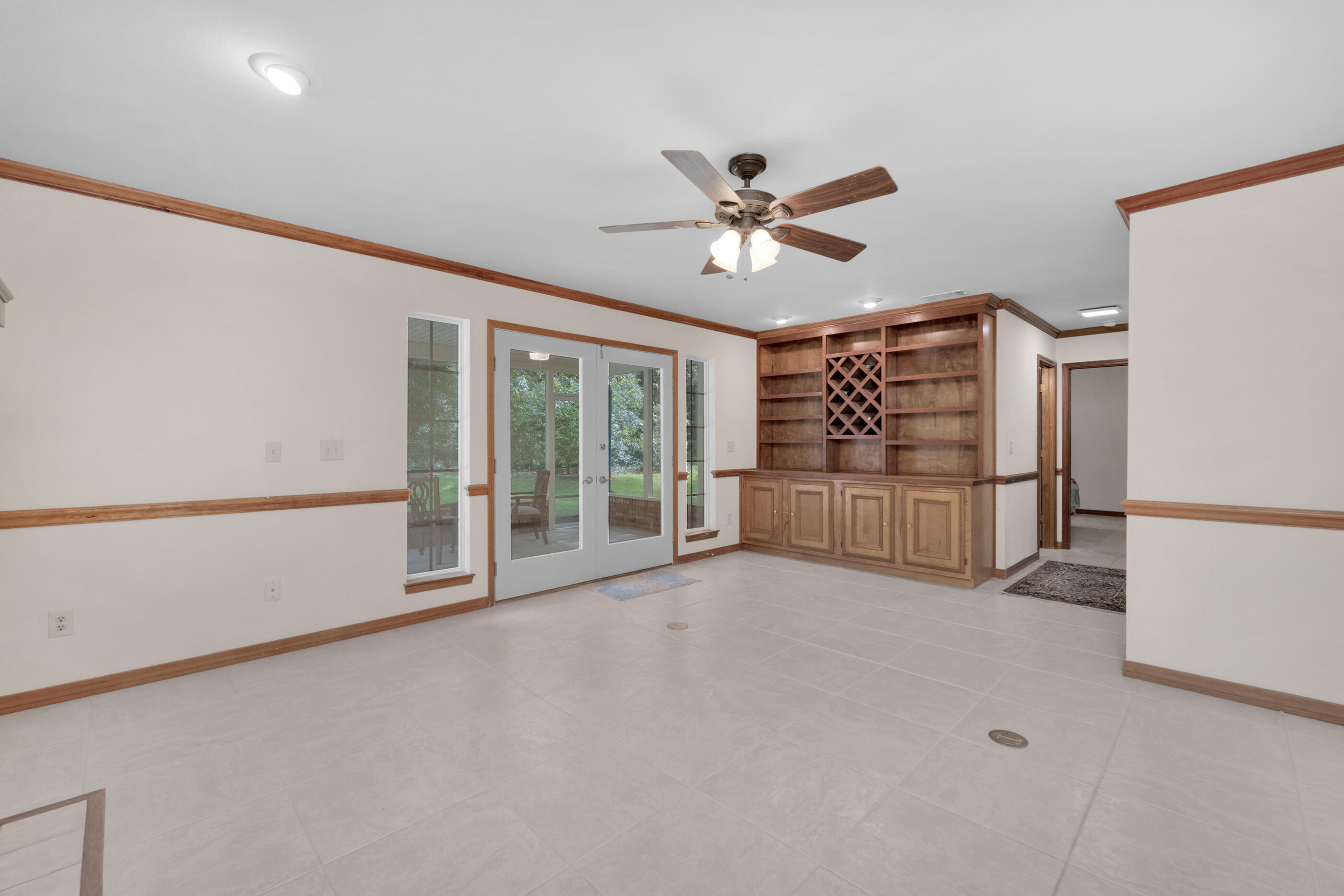 ROCKY BAYOU COUNTRY CLUB ESTATES 3 - Residential