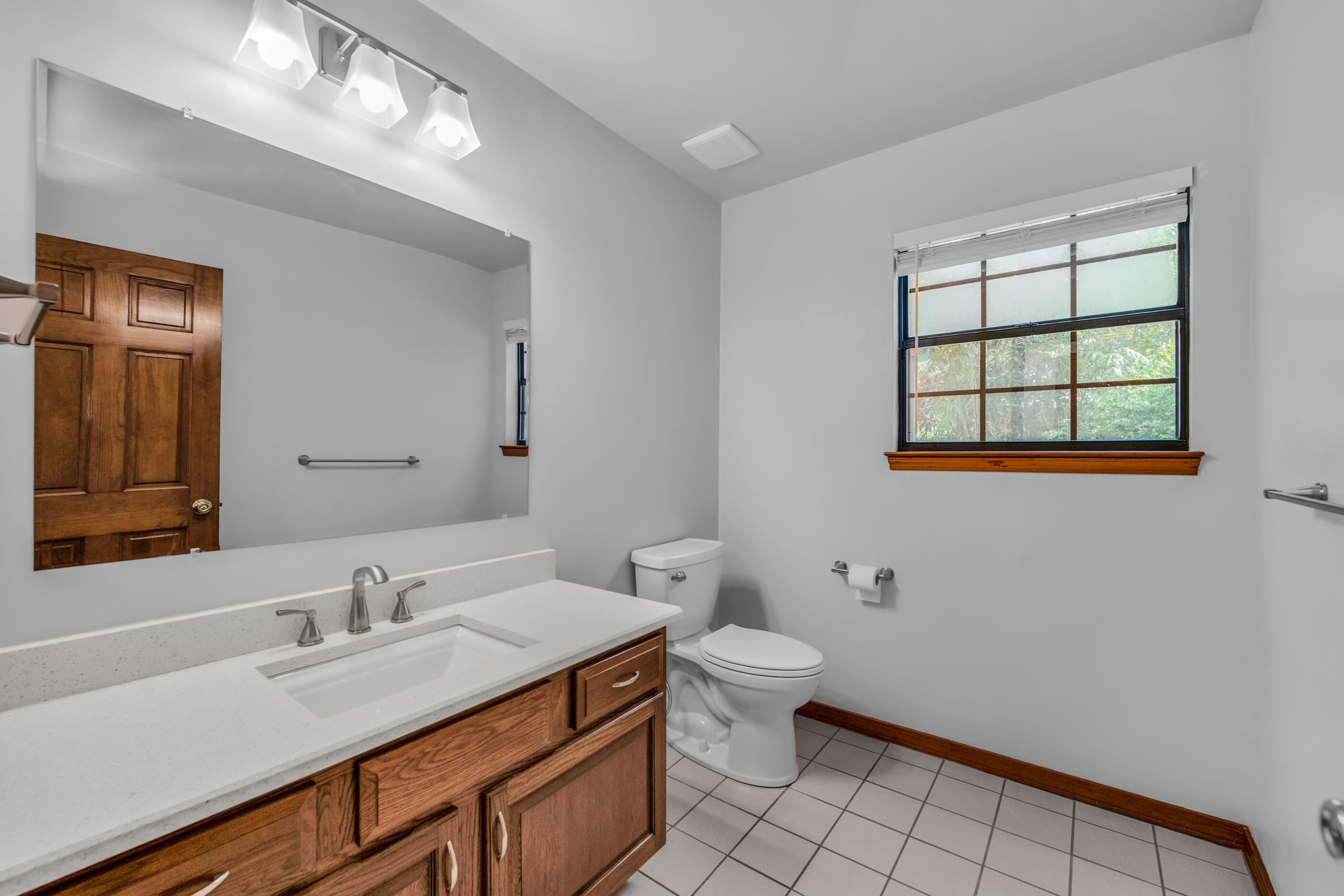 ROCKY BAYOU COUNTRY CLUB ESTATES 3 - Residential
