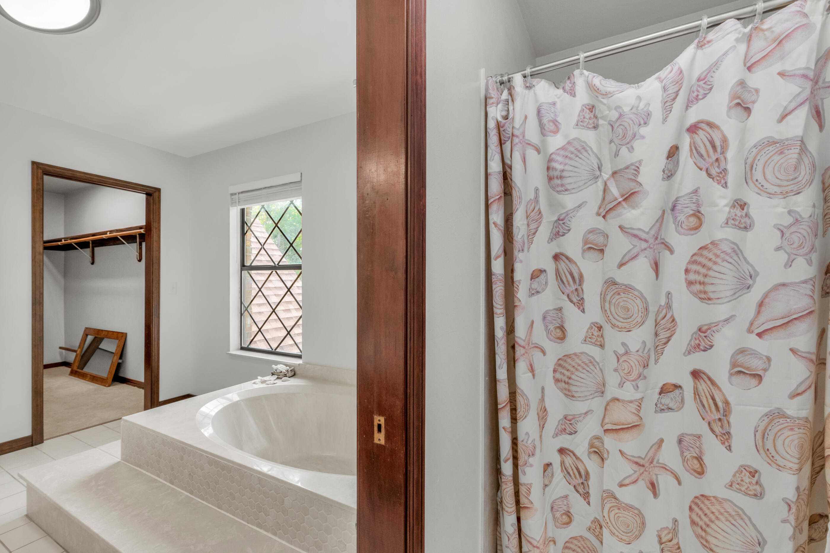 ROCKY BAYOU COUNTRY CLUB ESTATES 3 - Residential