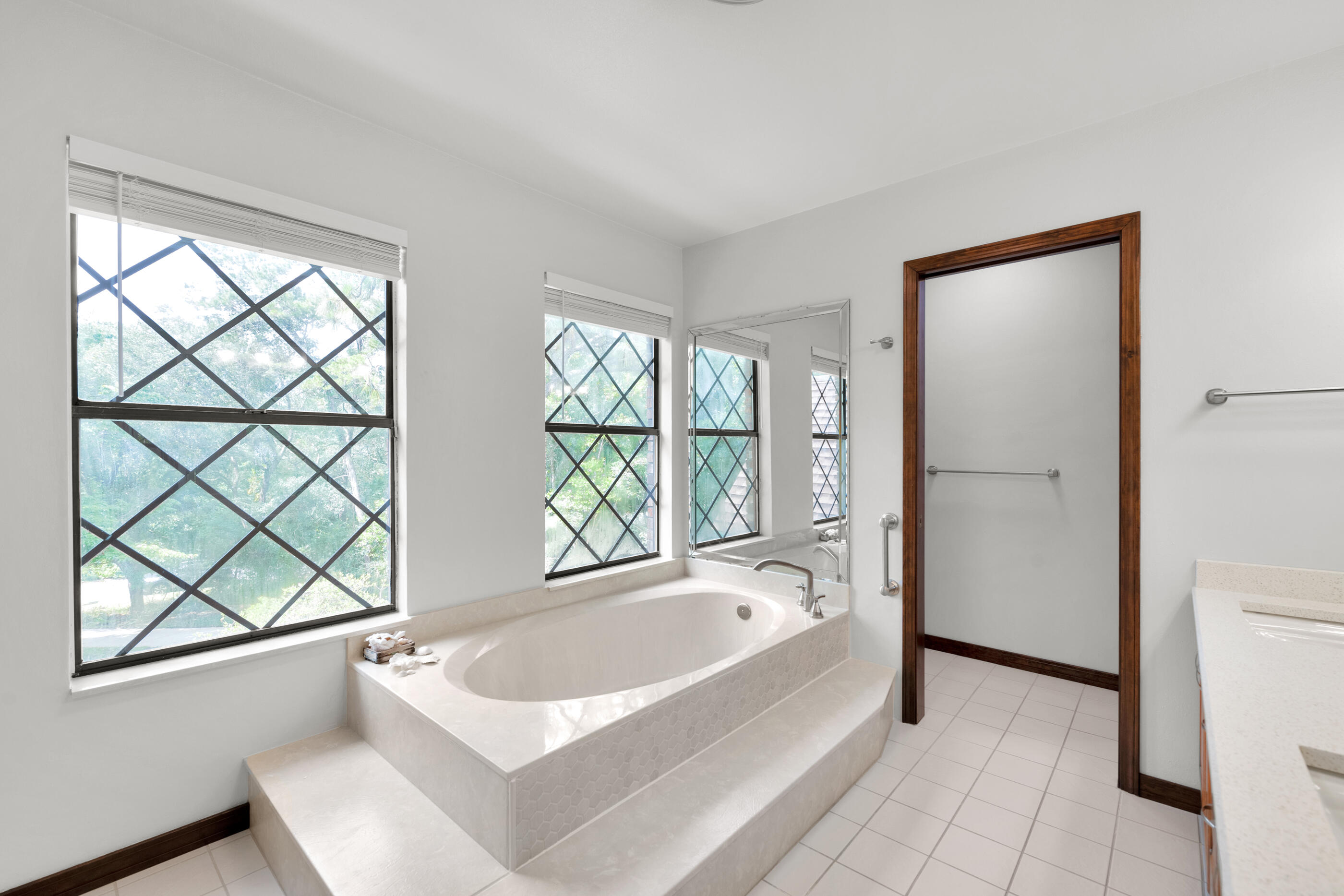 ROCKY BAYOU COUNTRY CLUB ESTATES 3 - Residential