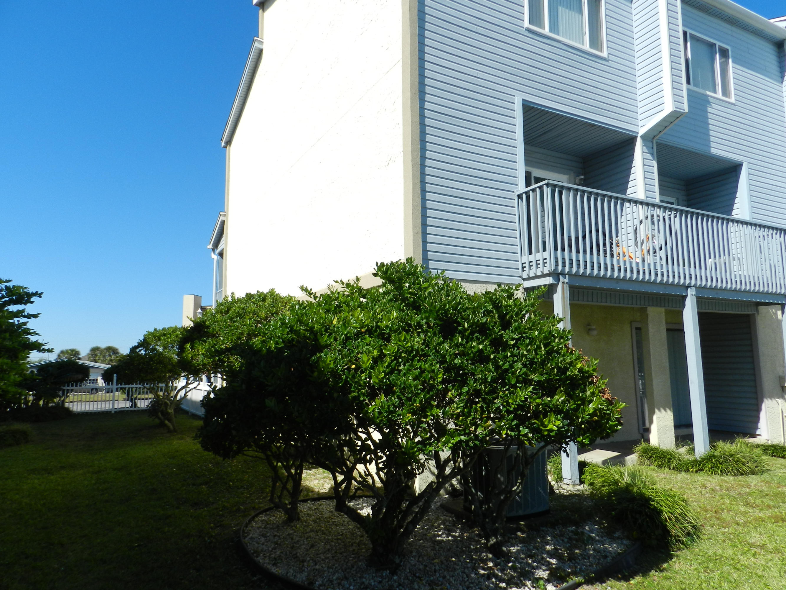 COMMODORES LANDING - Residential