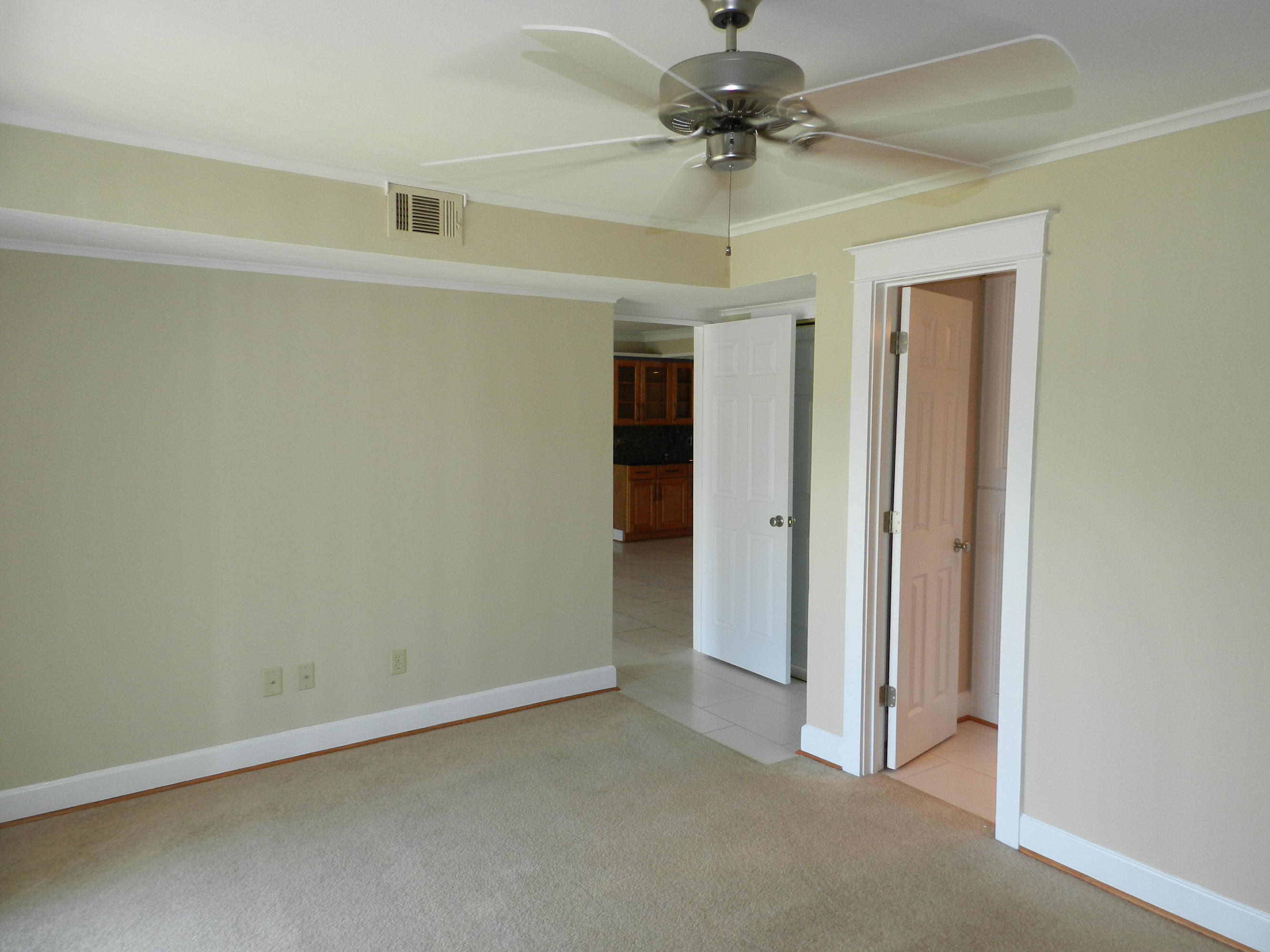 COMMODORES LANDING - Residential