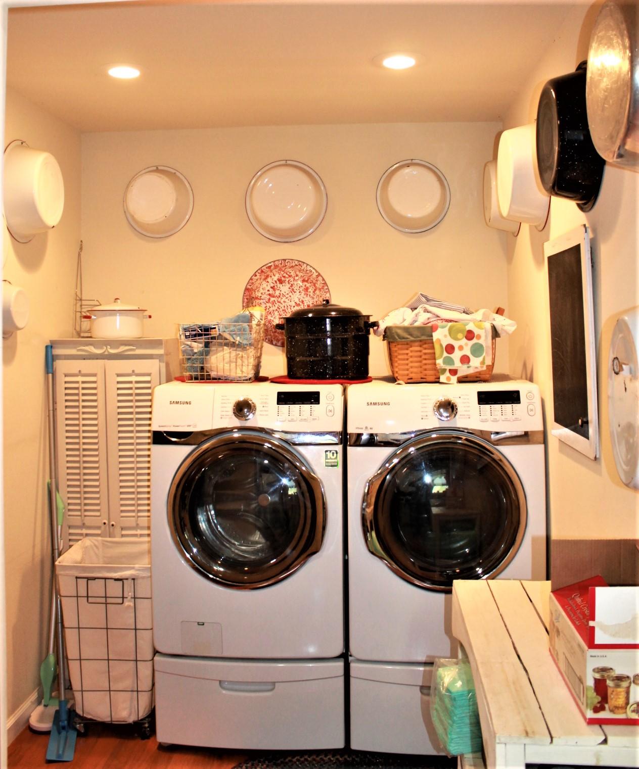 COUNTRYVIEW ESTATES 5TH ADDN - Residential