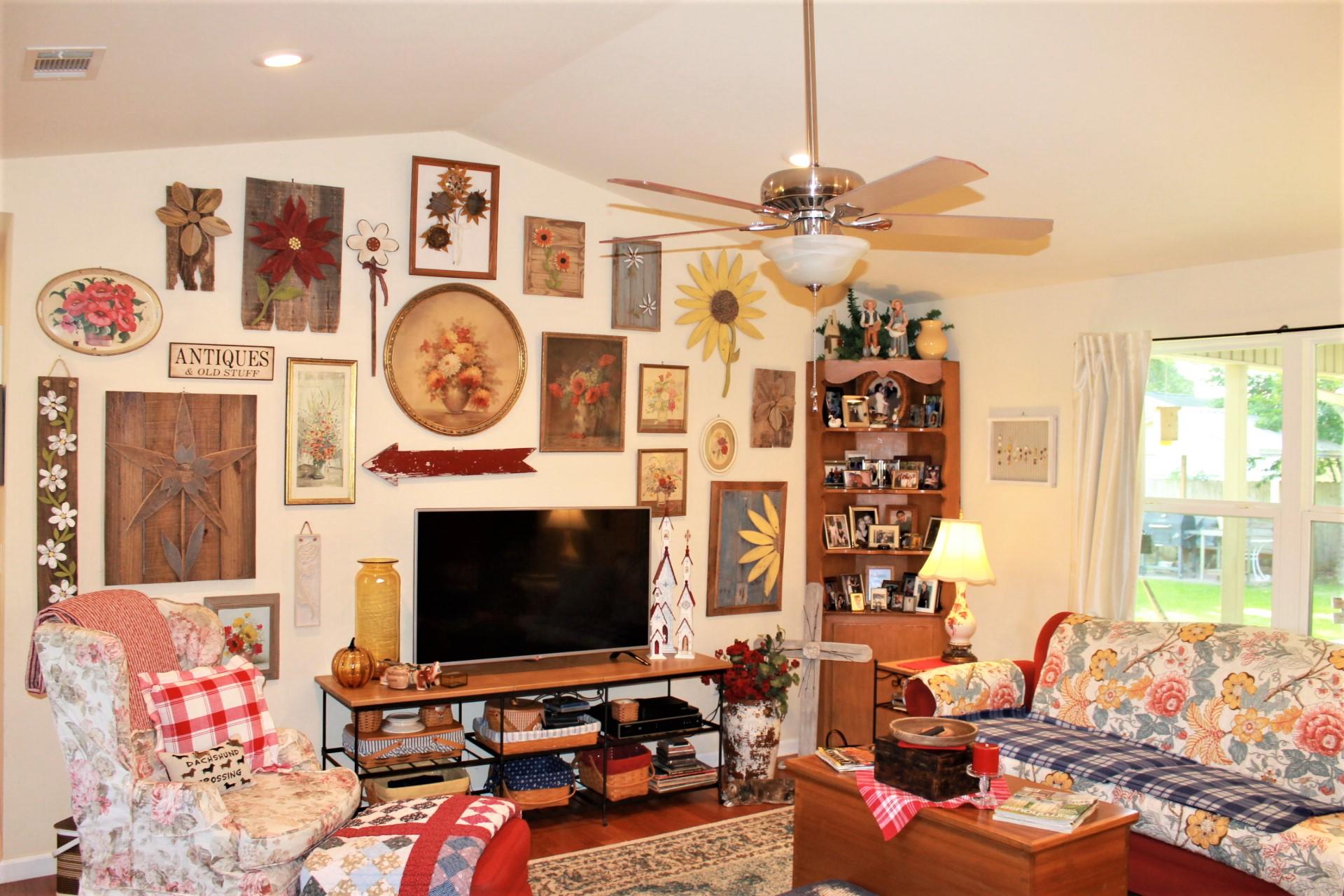 COUNTRYVIEW ESTATES 5TH ADDN - Residential