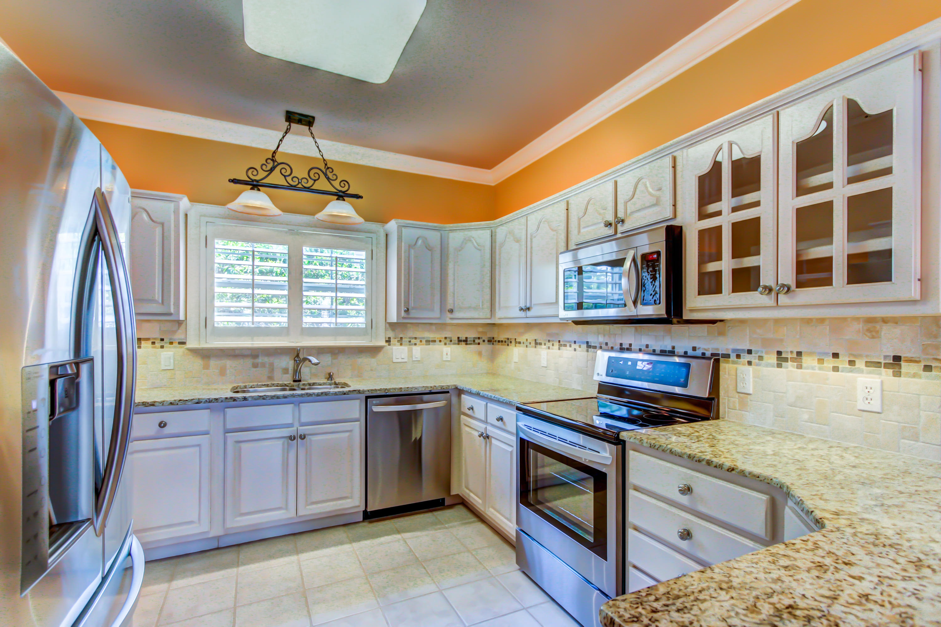 CRYSTAL BEACH - Residential