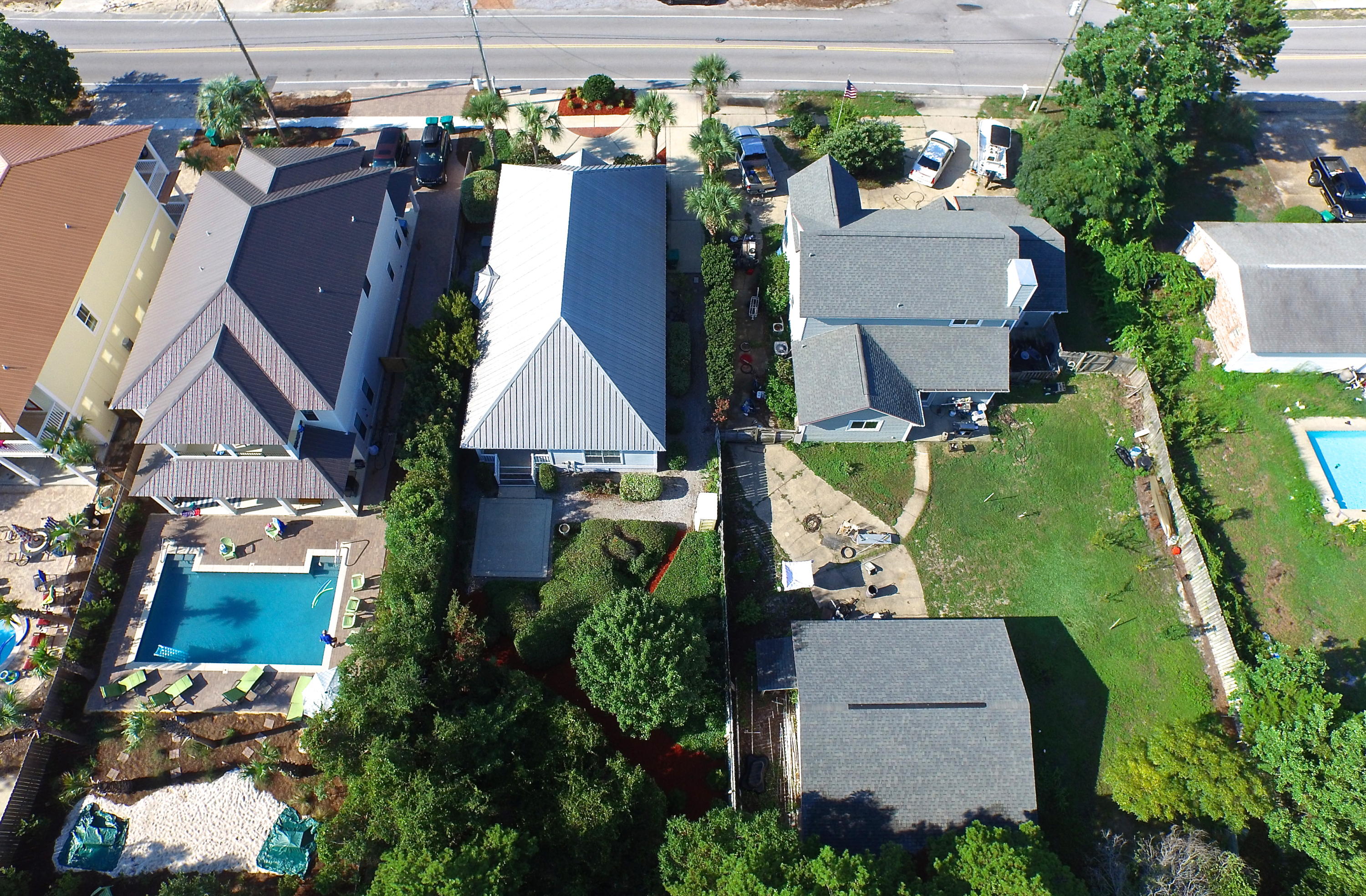 CRYSTAL BEACH - Residential