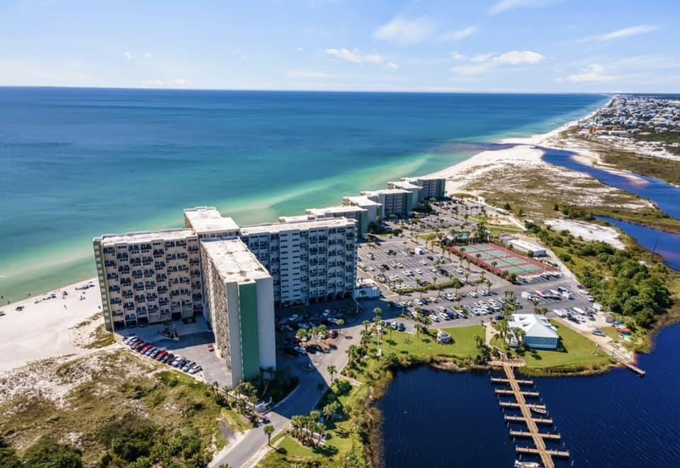 PINNACLE PORT PHASE 1-B - Residential
