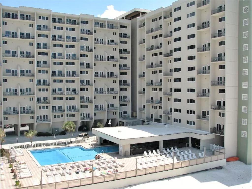 PINNACLE PORT PHASE 1-B - Residential