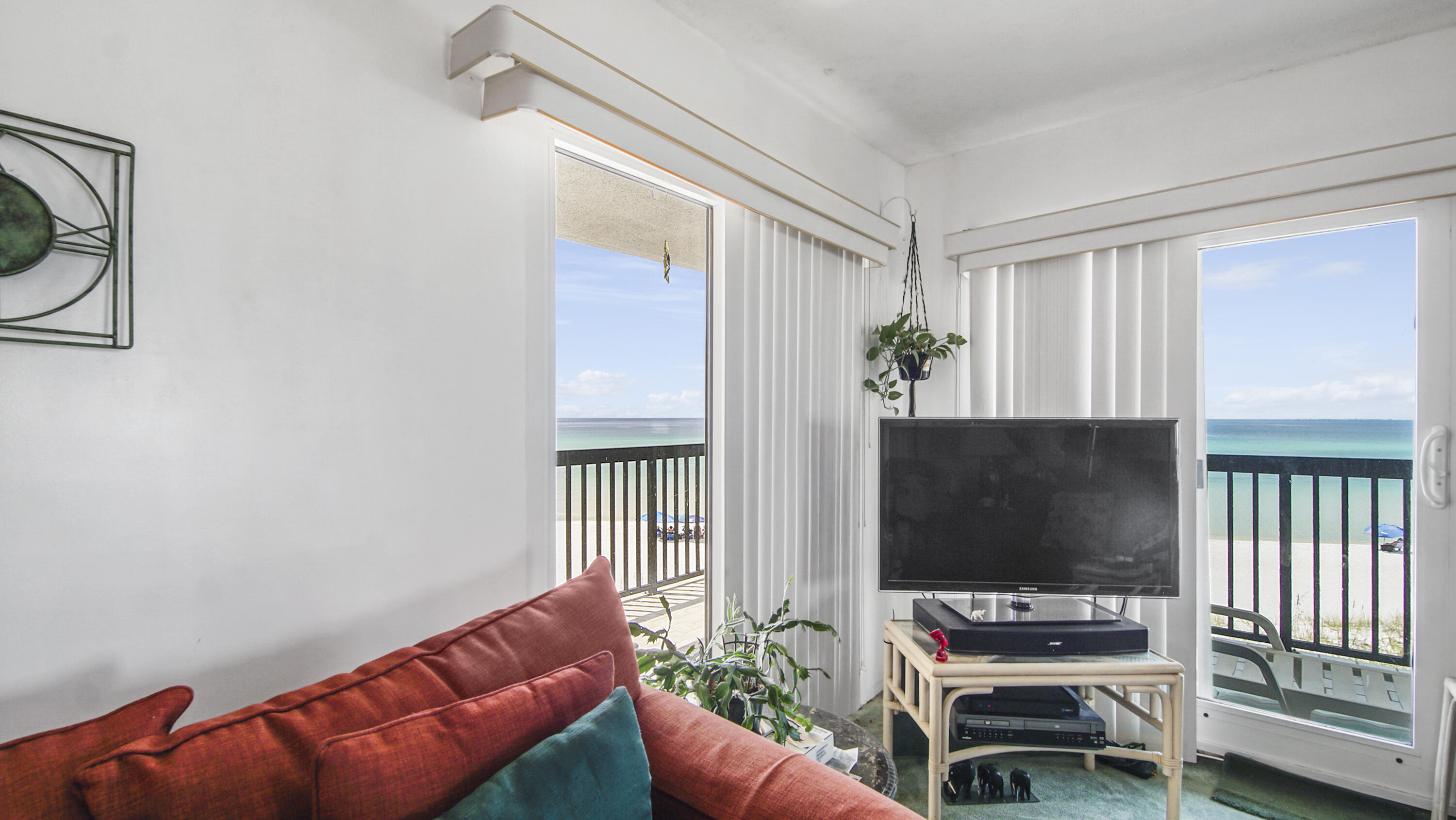 PINNACLE PORT PHASE 1-B - Residential