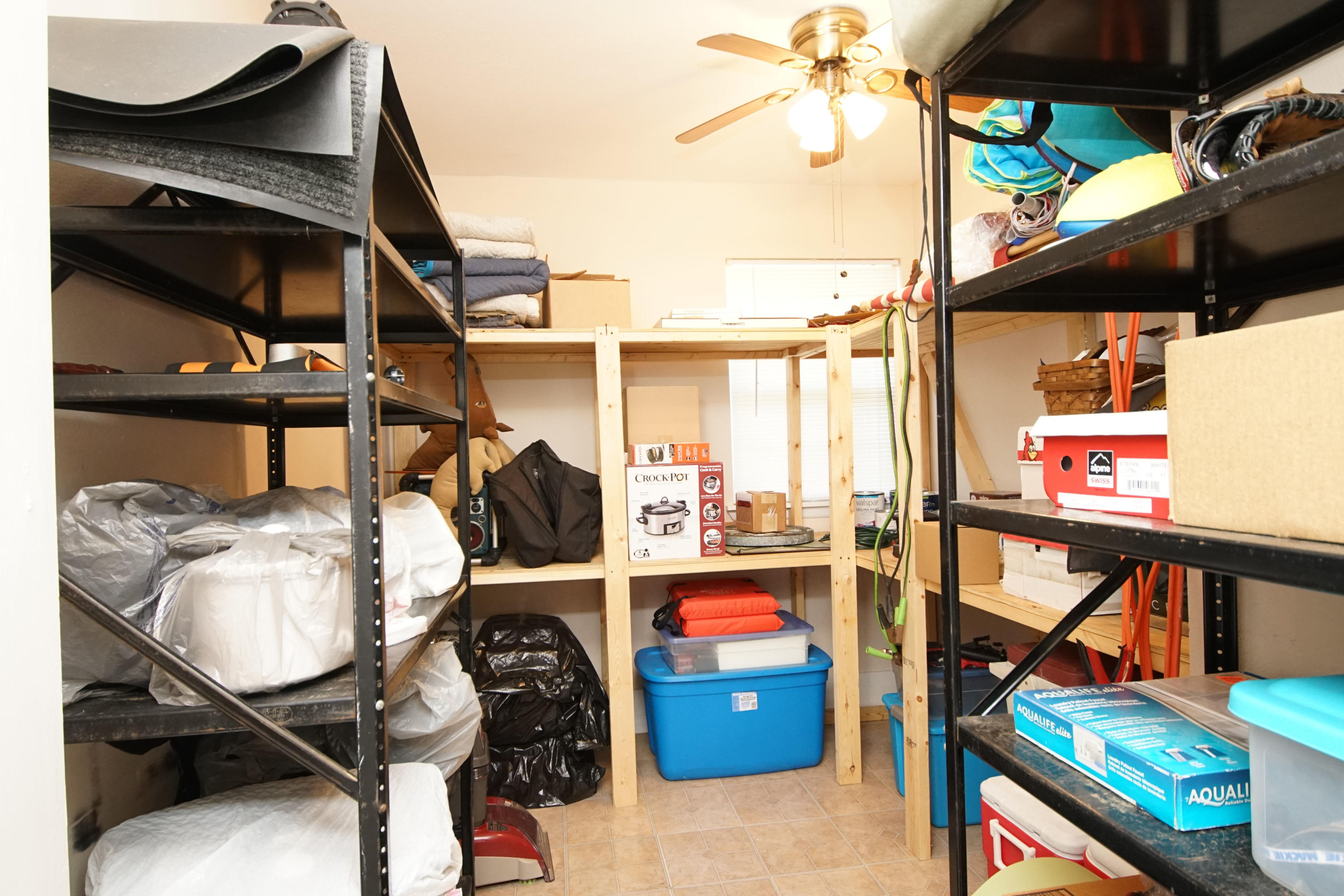 OAKRIDGE MANOR - Residential