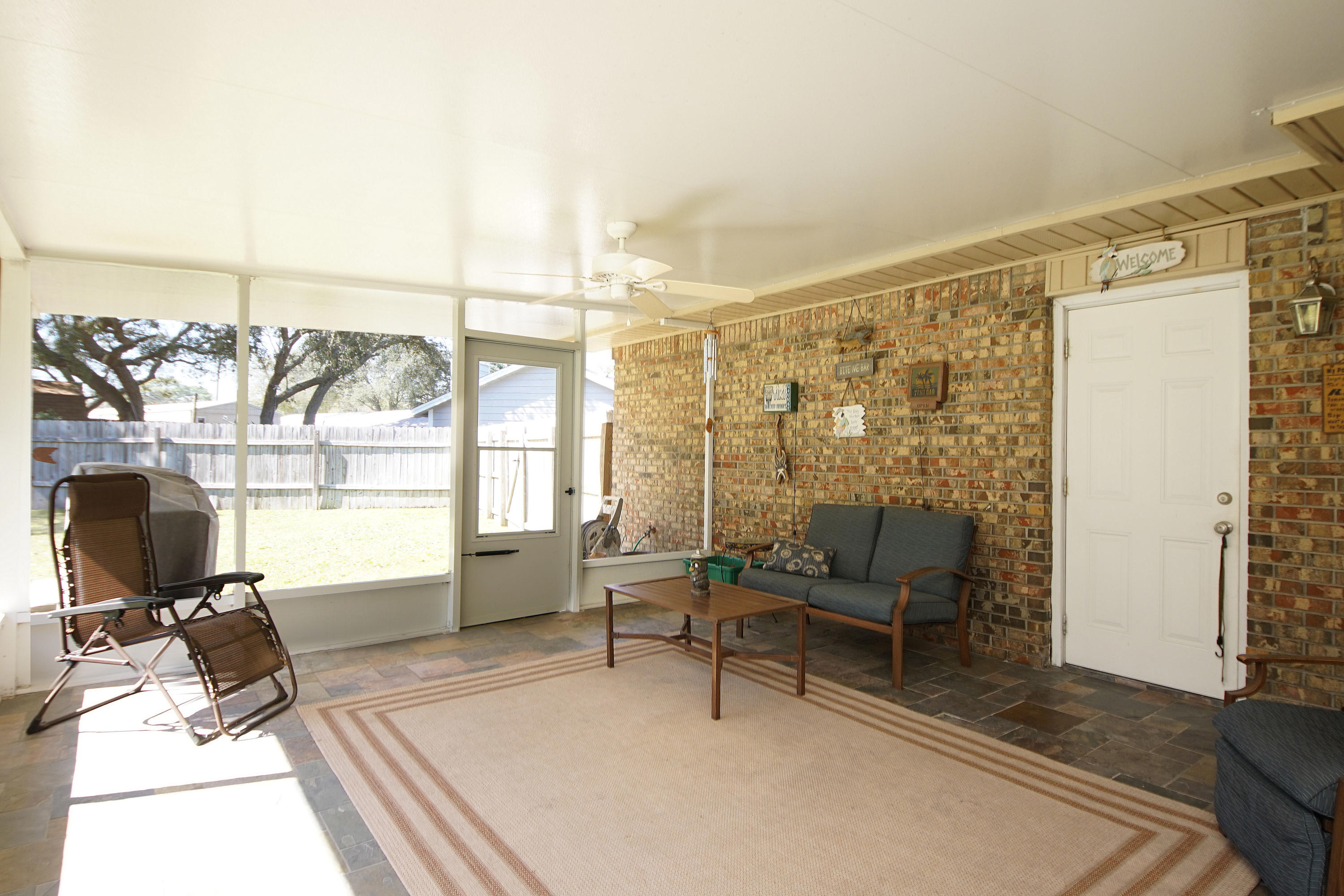 OAKRIDGE MANOR - Residential