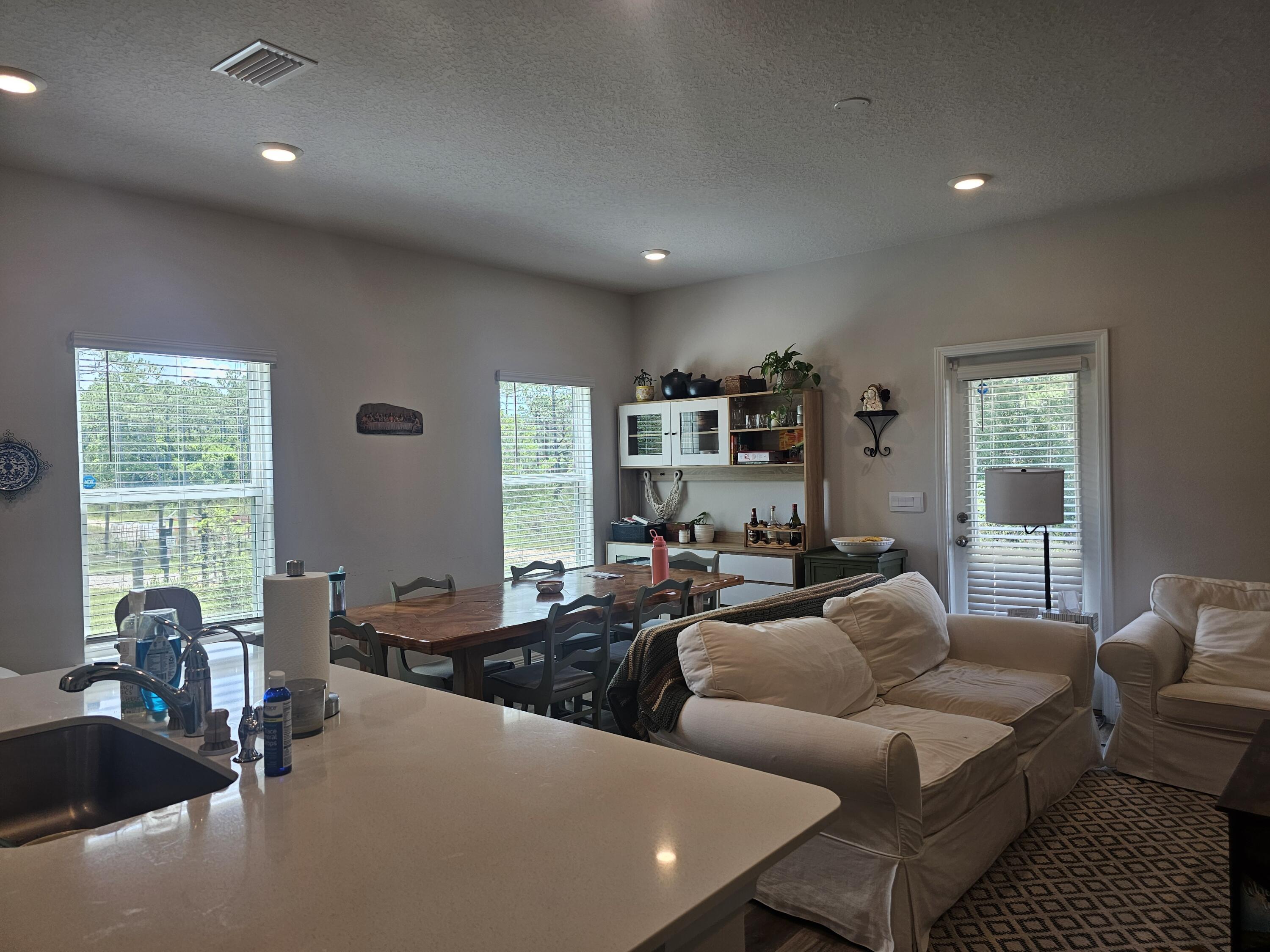 BRITTANY OAKS VILLAS - Residential Lease