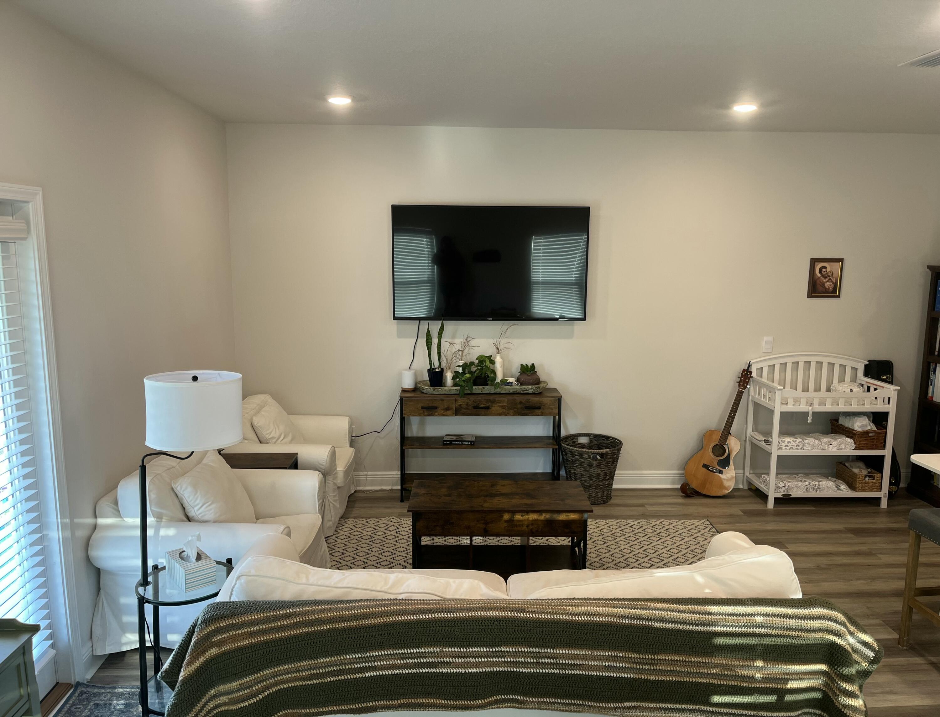 BRITTANY OAKS VILLAS - Residential Lease