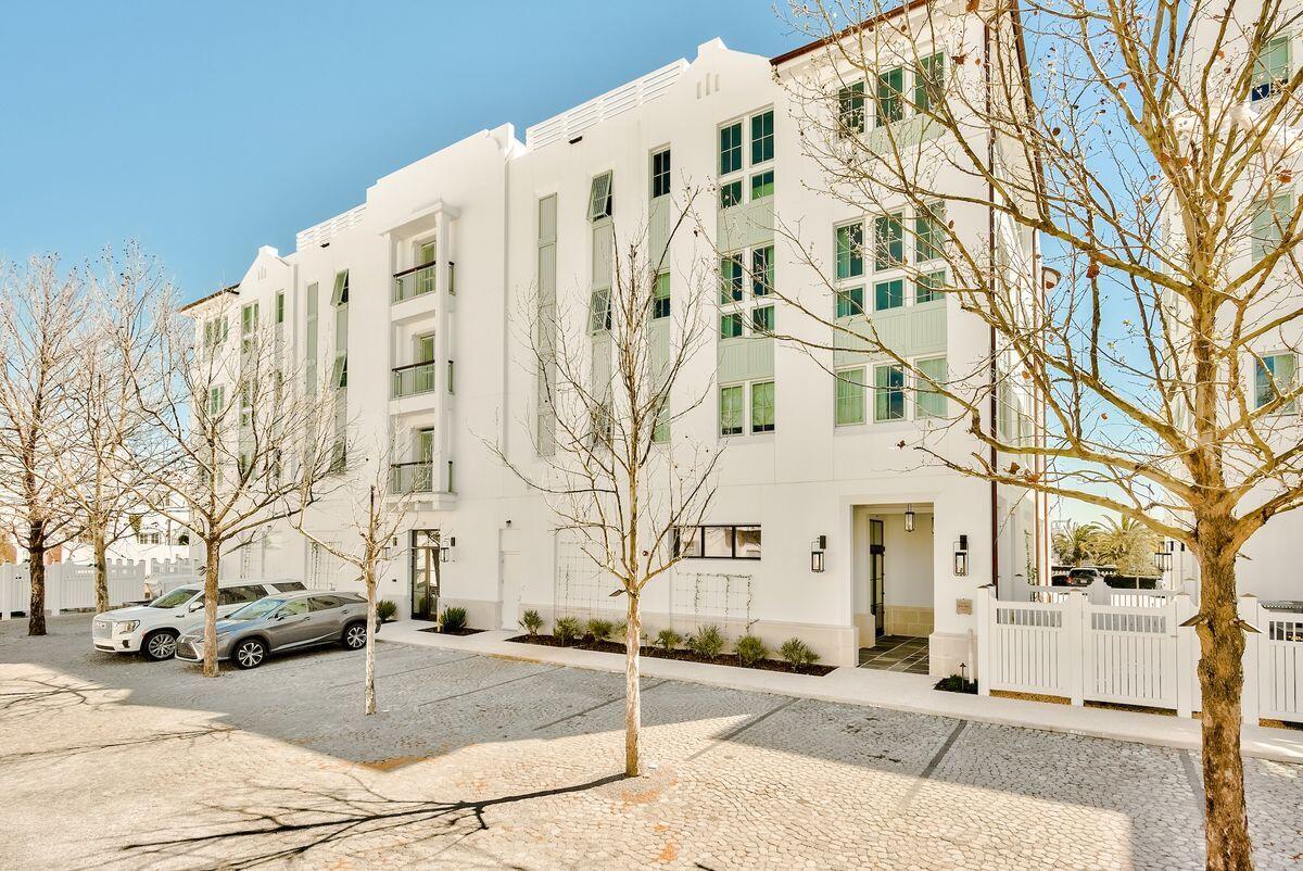 ALYS BEACH - Residential
