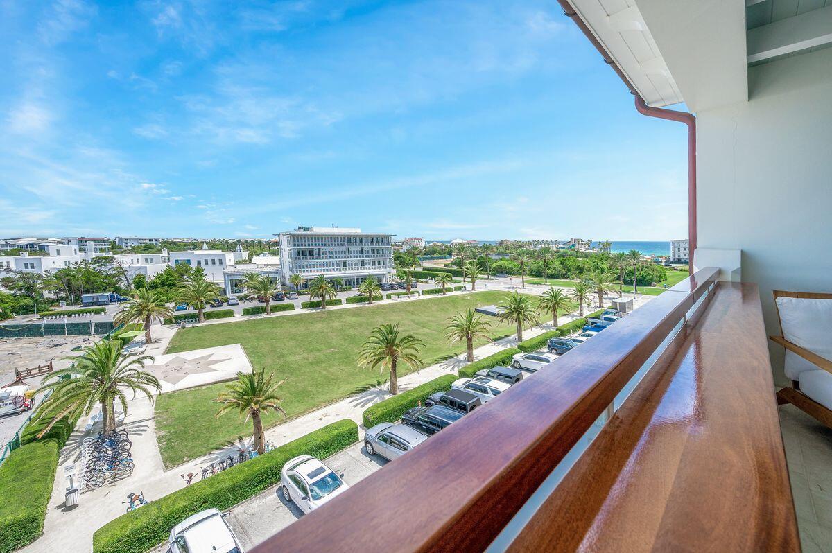 ALYS BEACH - Residential