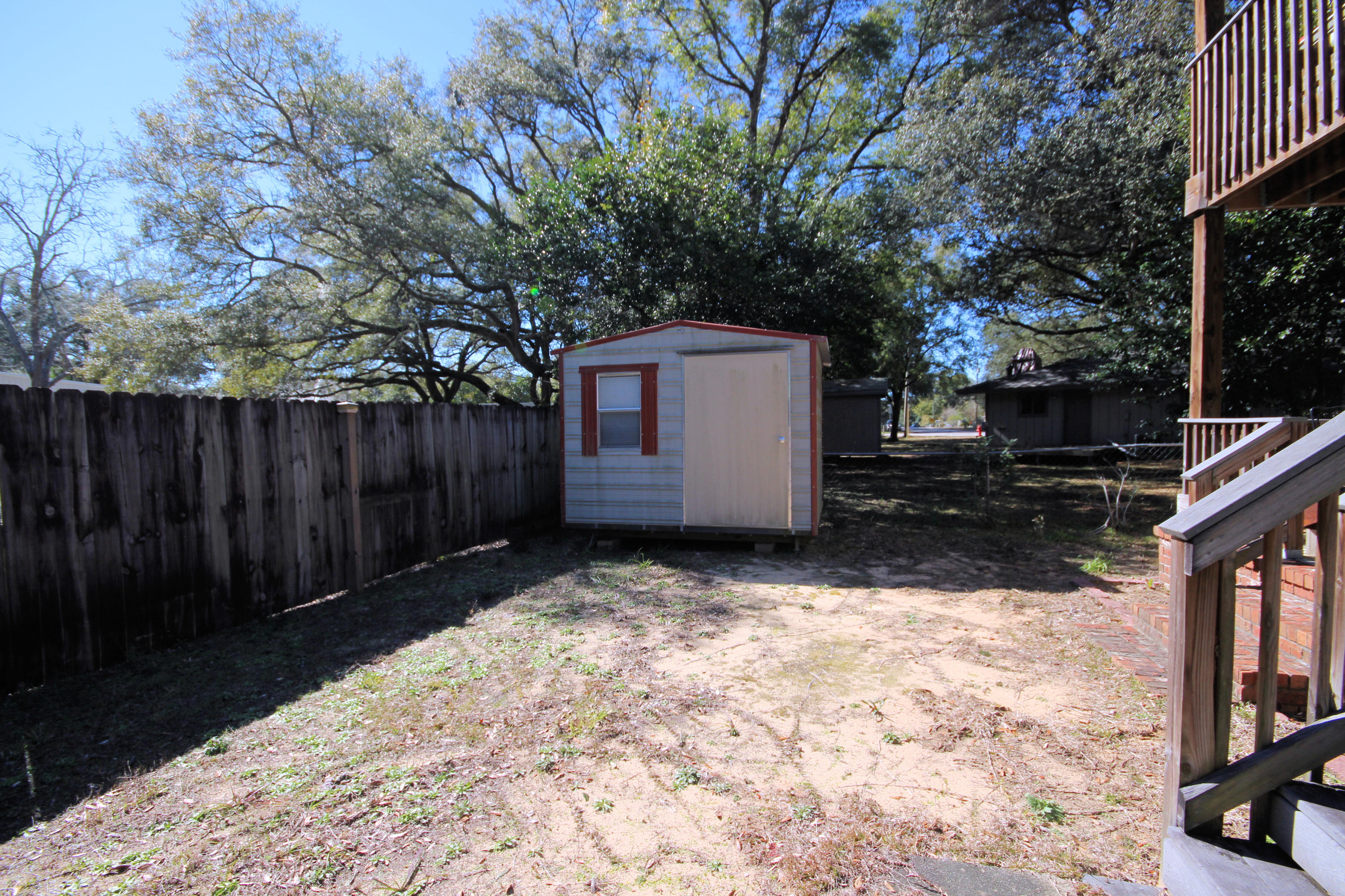 HOWELL A A S/D - Residential