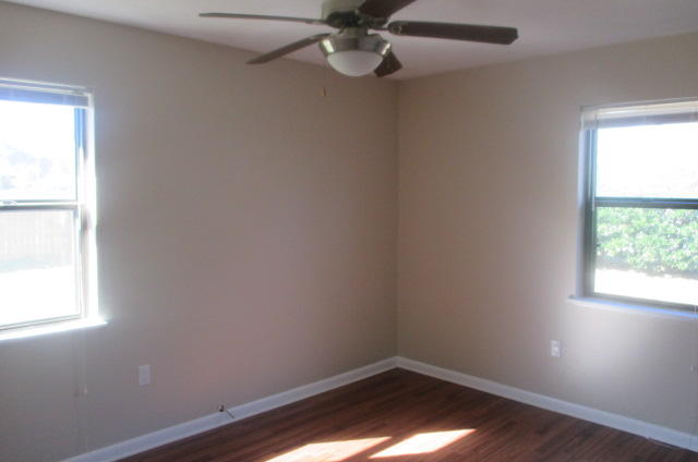 3RD ADD PARK PLACE E 100FT. OF LOT 5 BLK 12 - Residential Lease