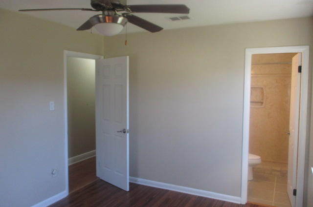 3RD ADD PARK PLACE E 100FT. OF LOT 5 BLK 12 - Residential Lease