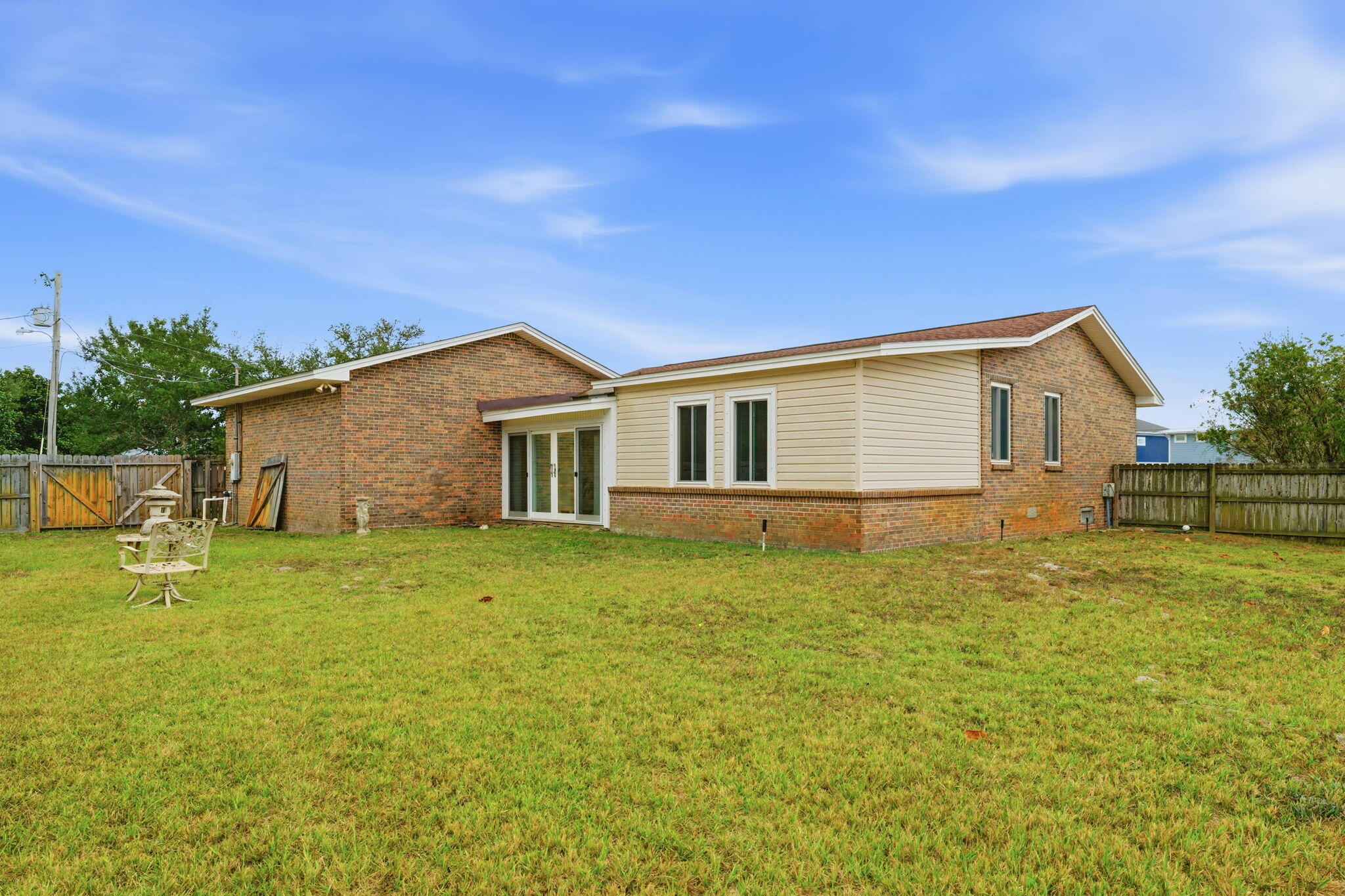 NORTH SHORES - Residential