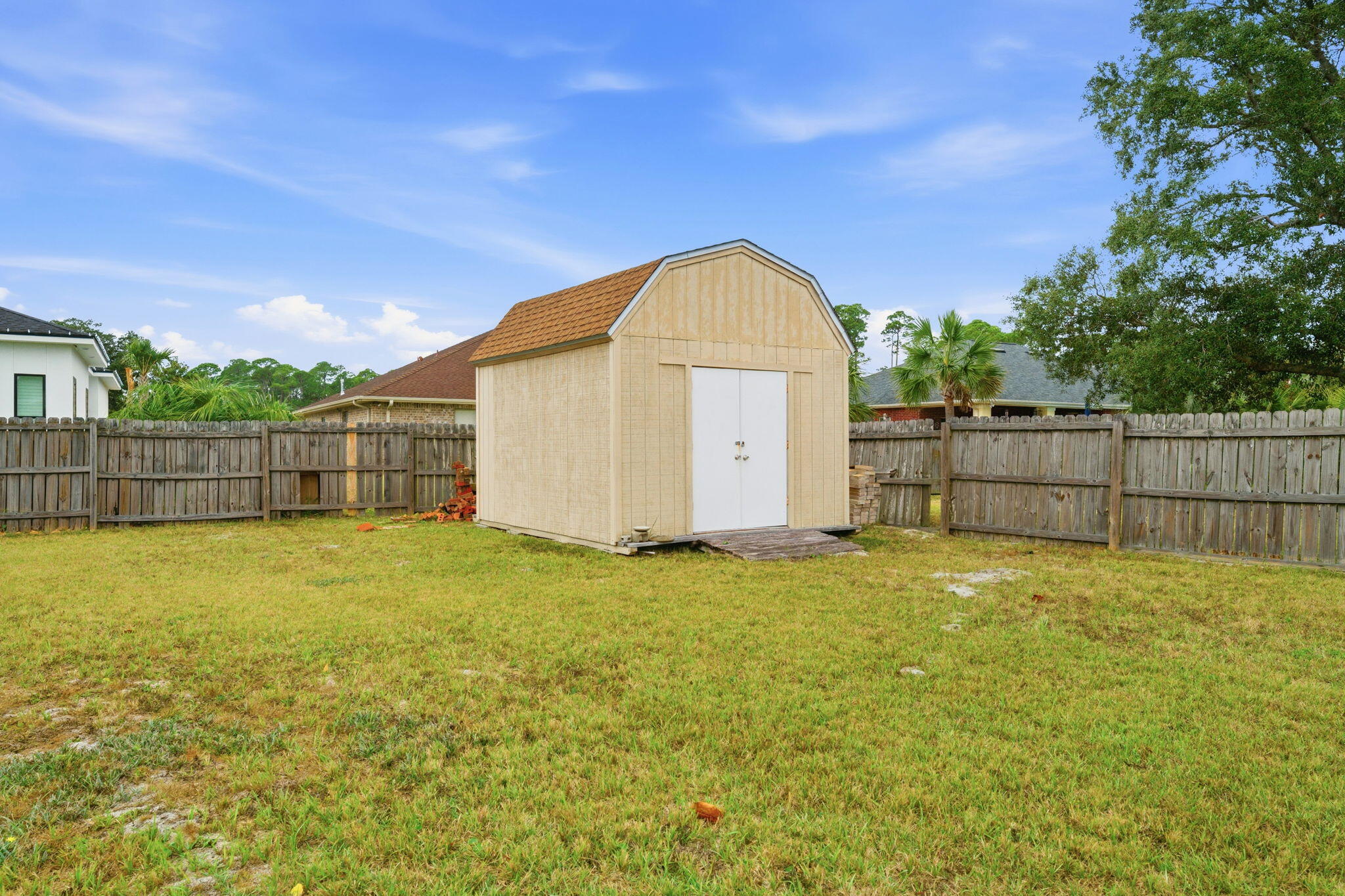 NORTH SHORES - Residential