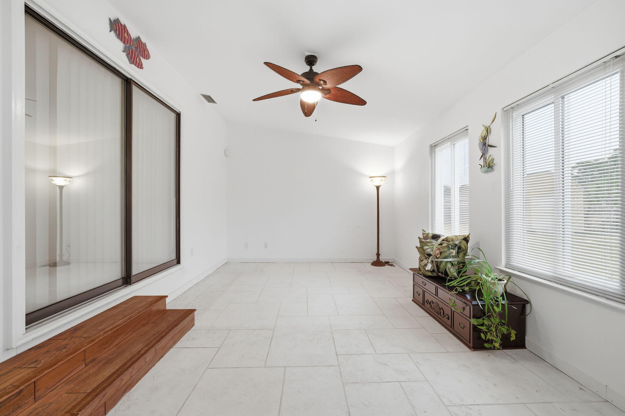 NORTH SHORES - Residential