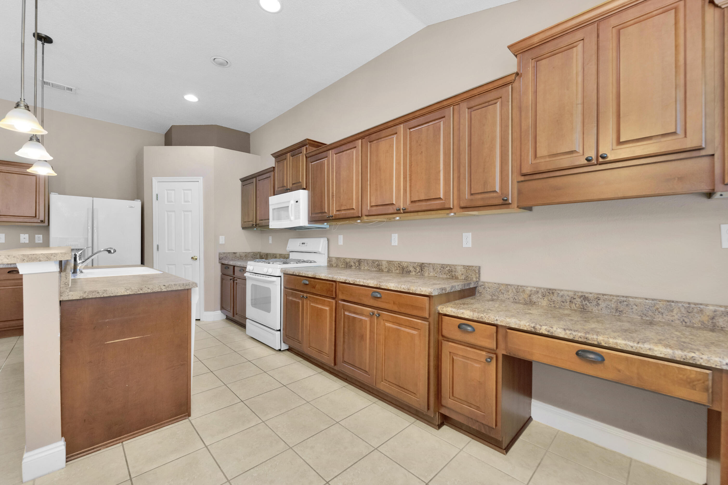 SILVER OAKS PH 2 - Residential