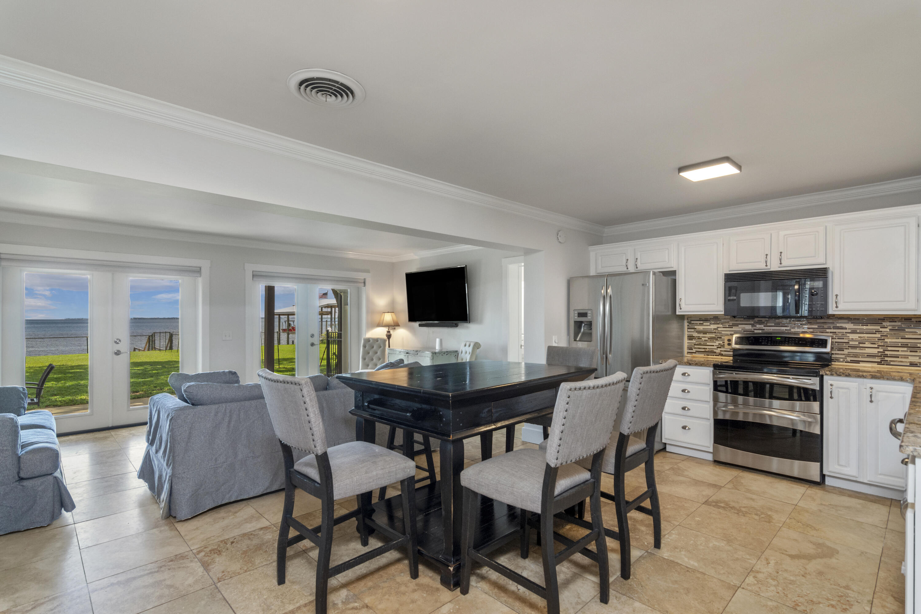 Elliots Point - Residential