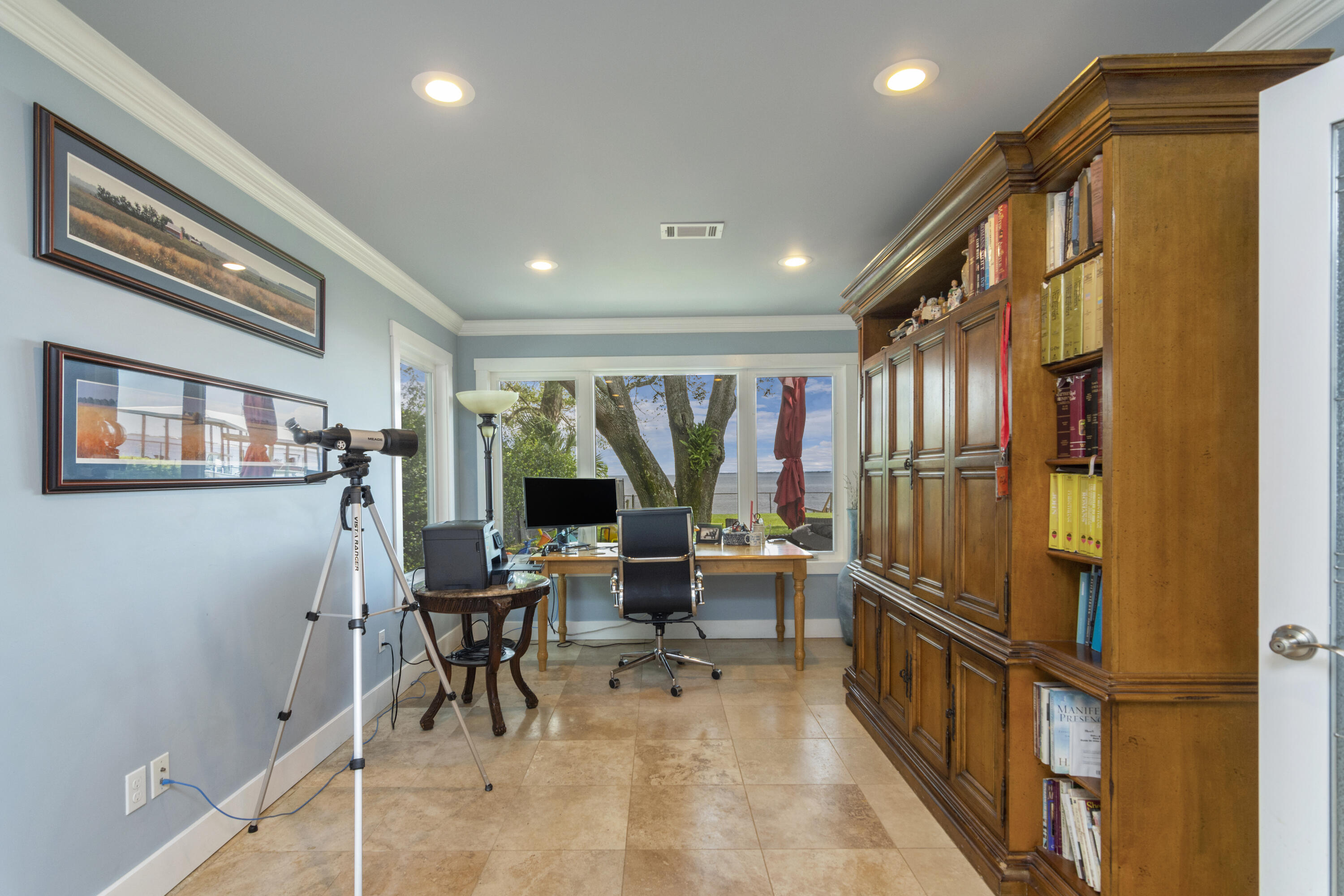 Elliots Point - Residential