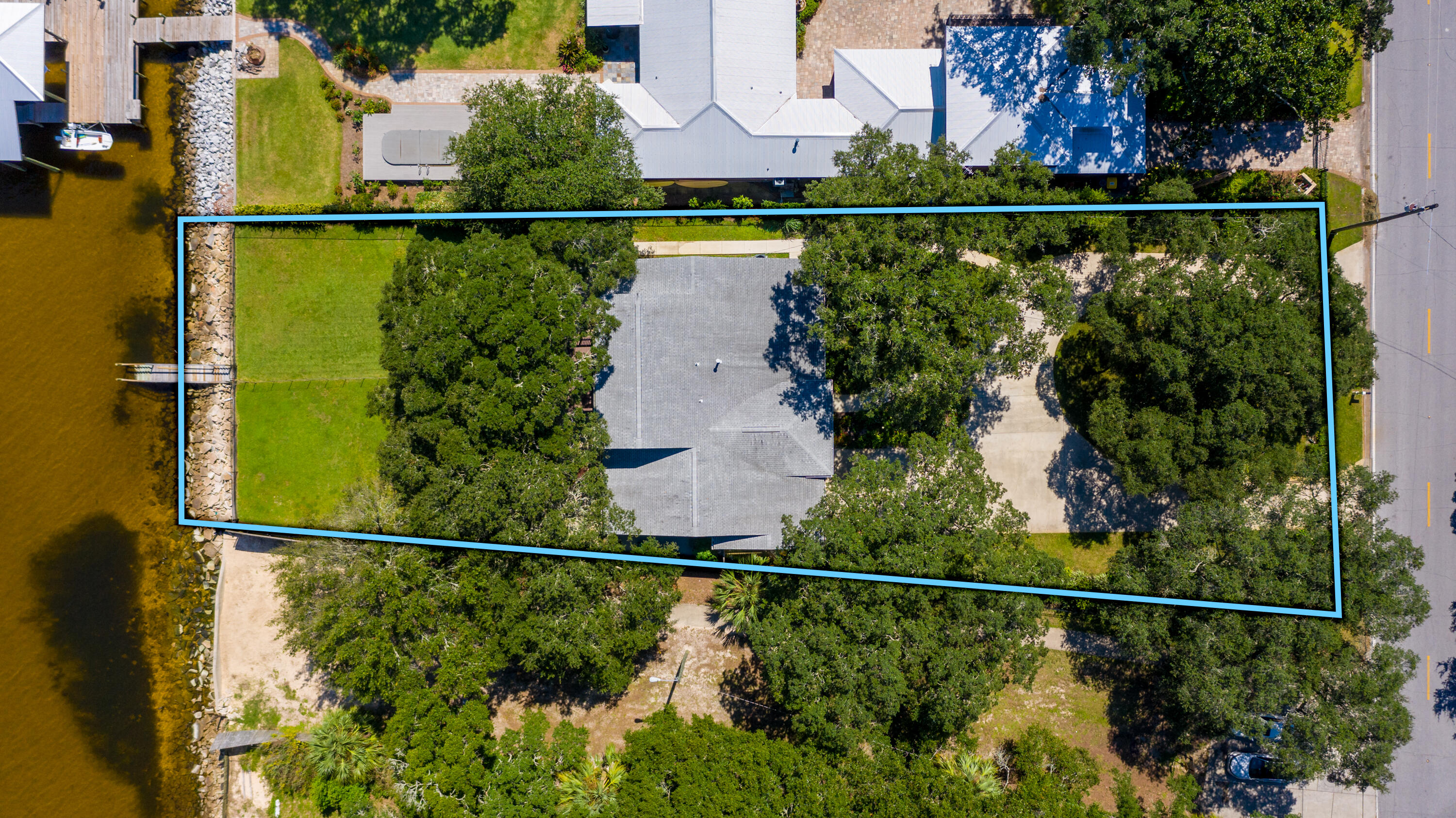 Elliots Point - Residential