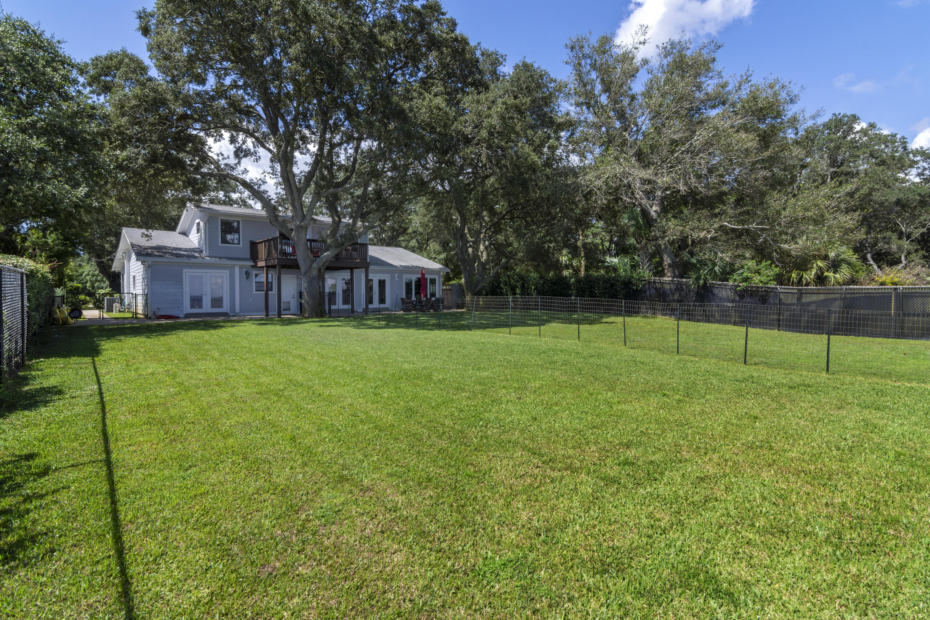 Elliots Point - Residential