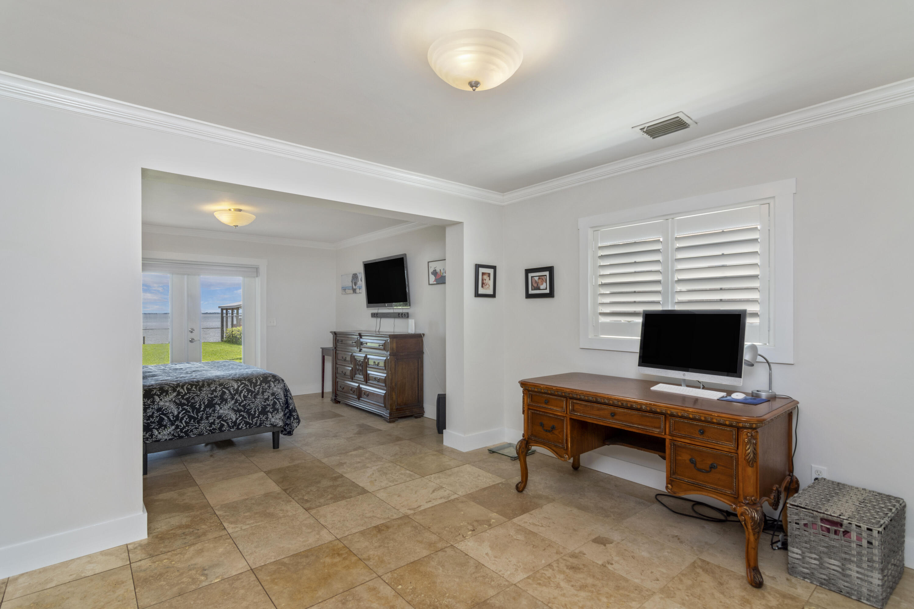 Elliots Point - Residential