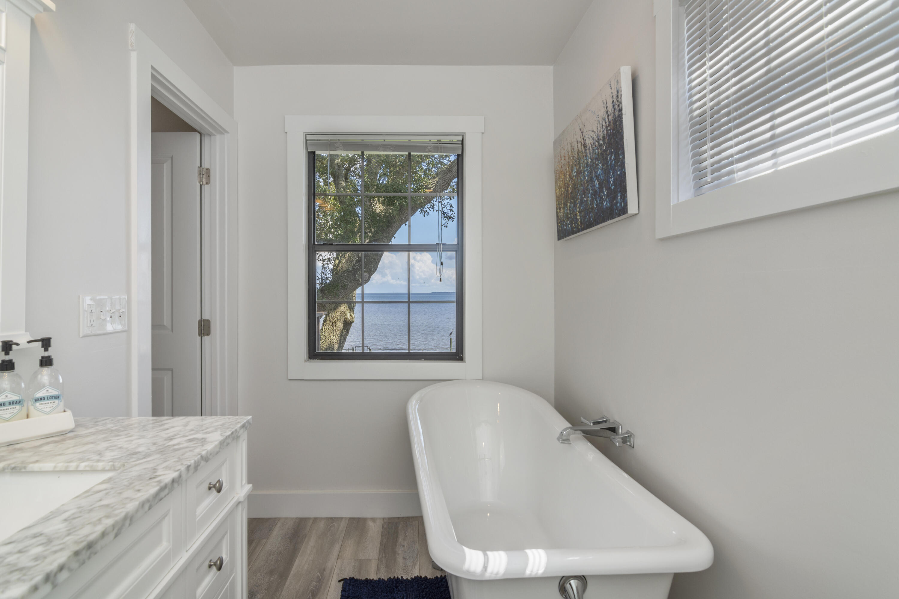 Elliots Point - Residential