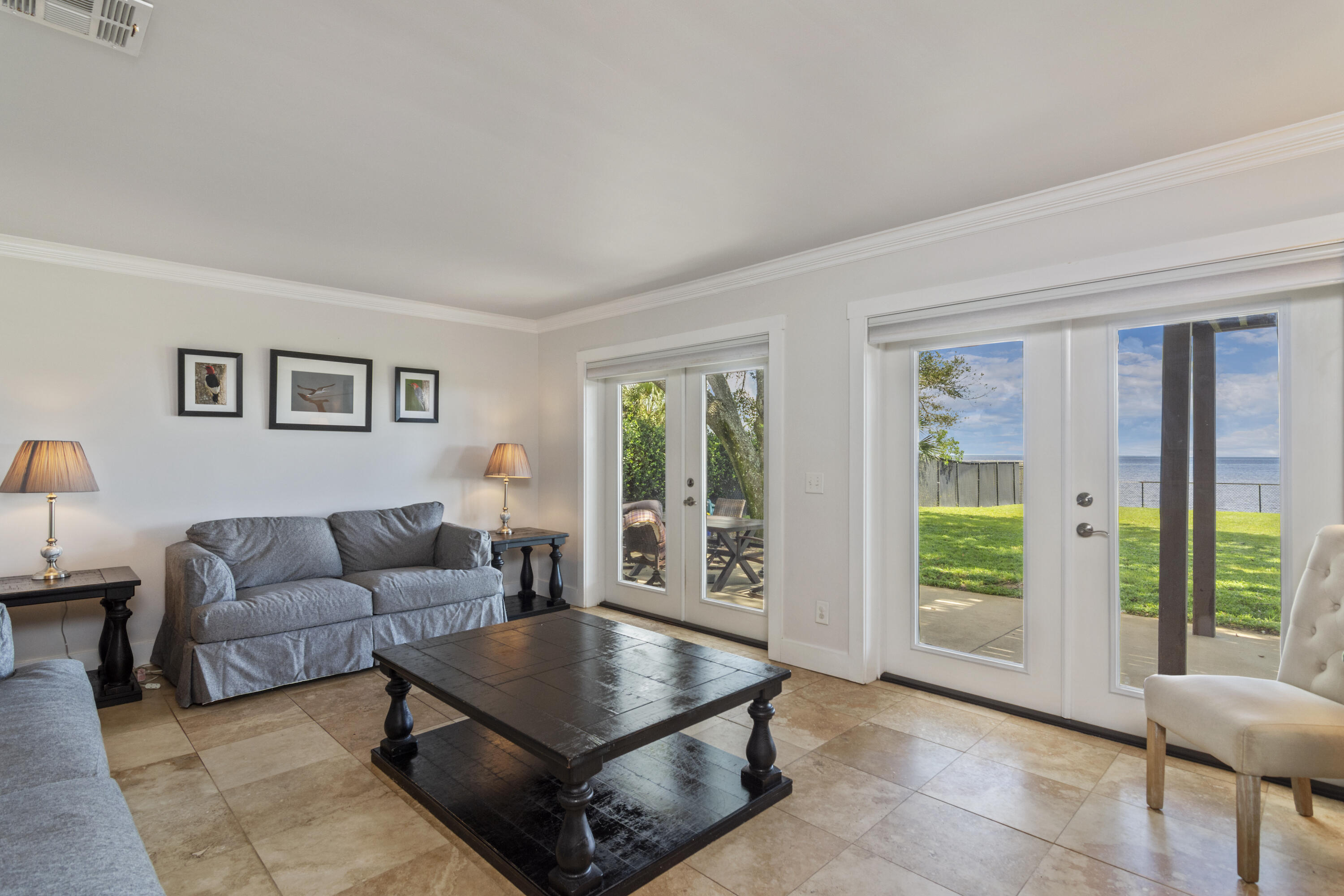 Elliots Point - Residential