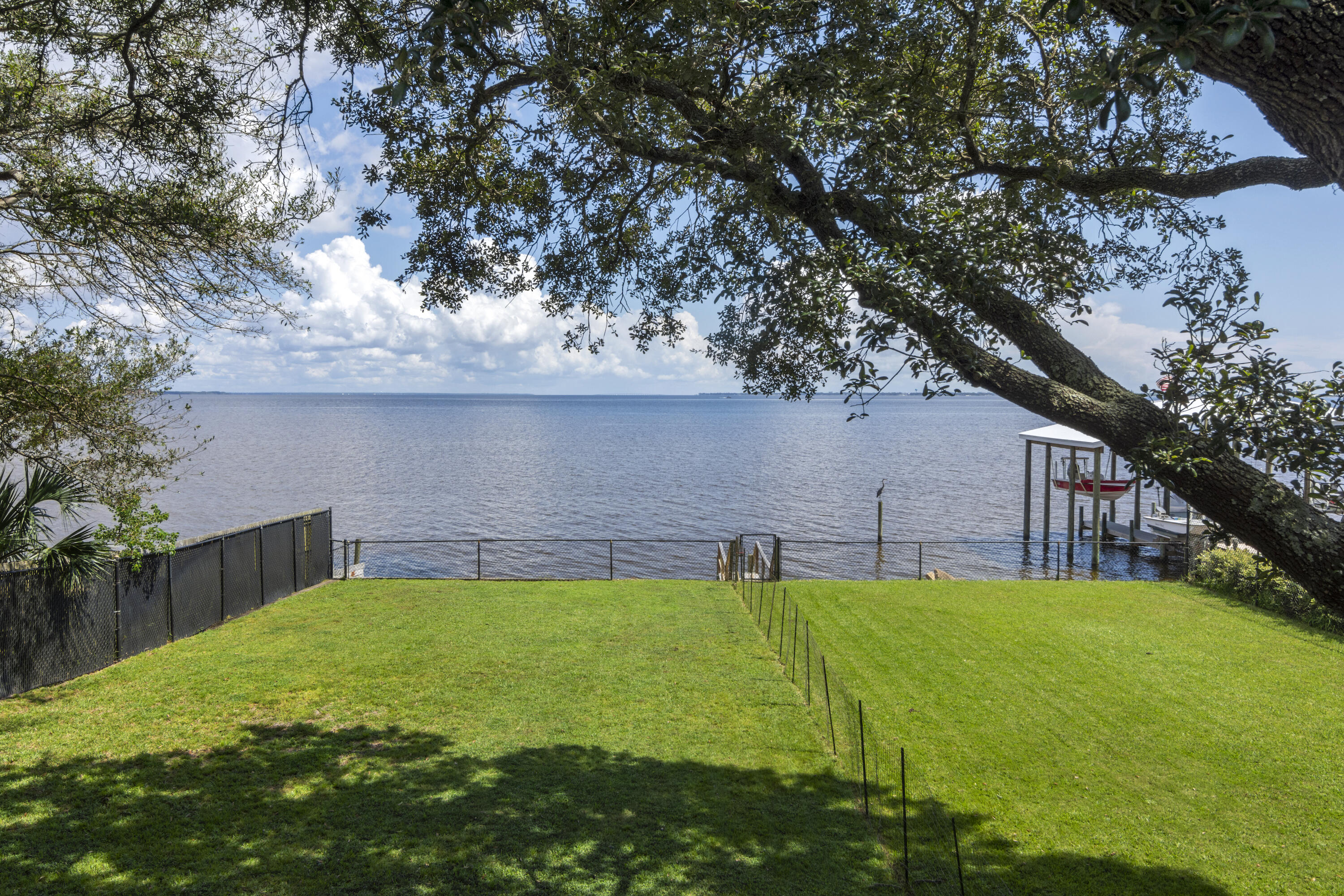 Elliots Point - Residential