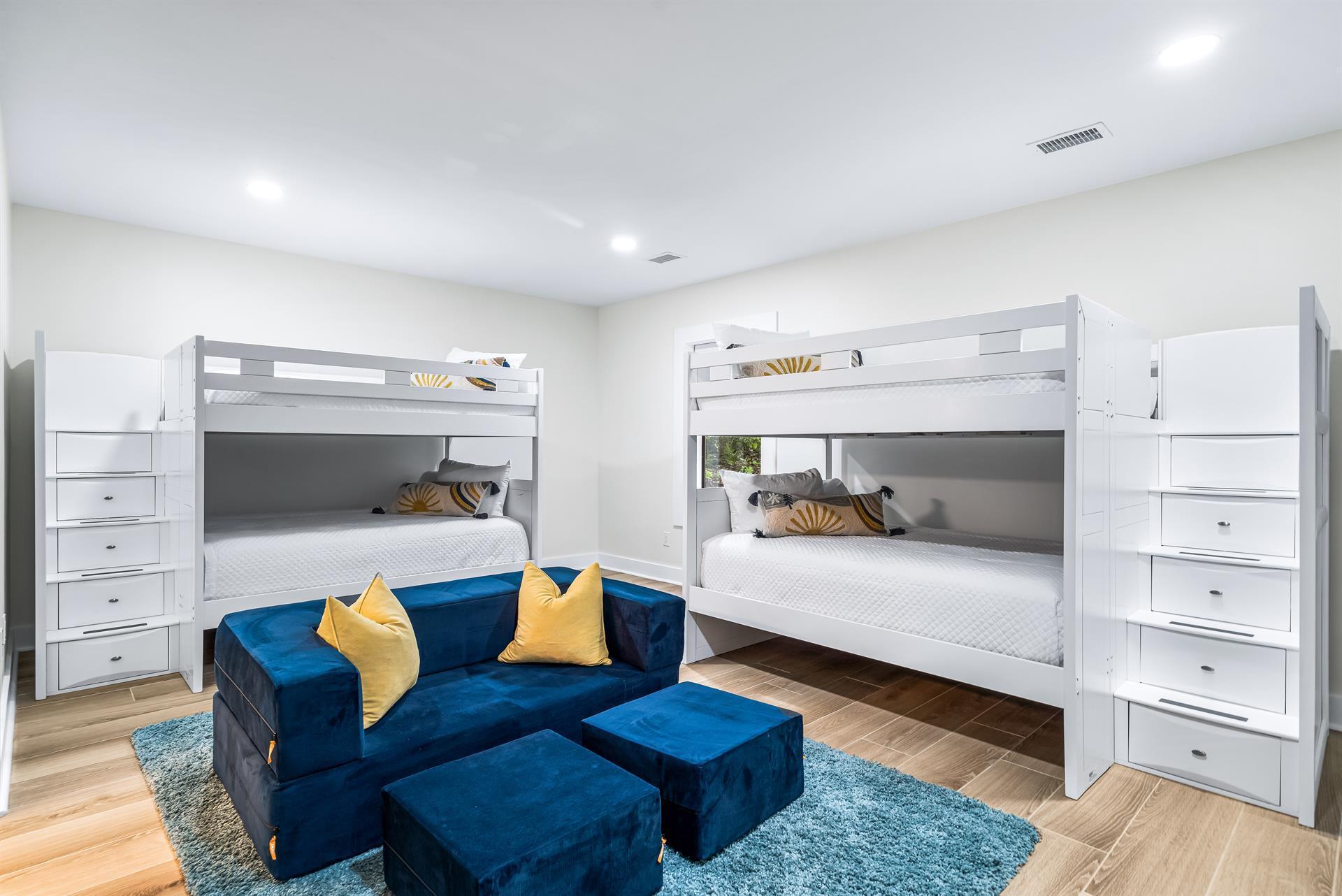 GULF PINES - Residential
