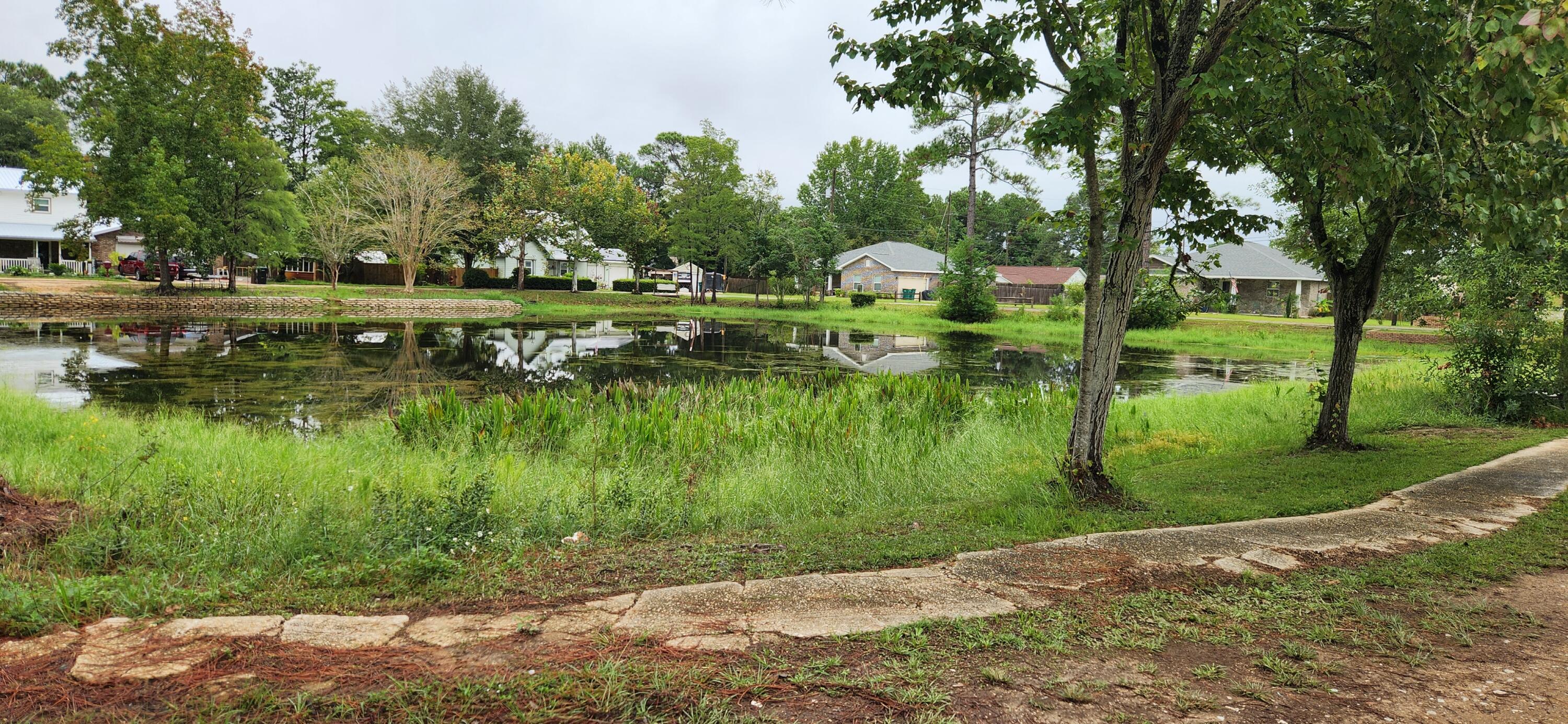 METES & BOUNDS - Land