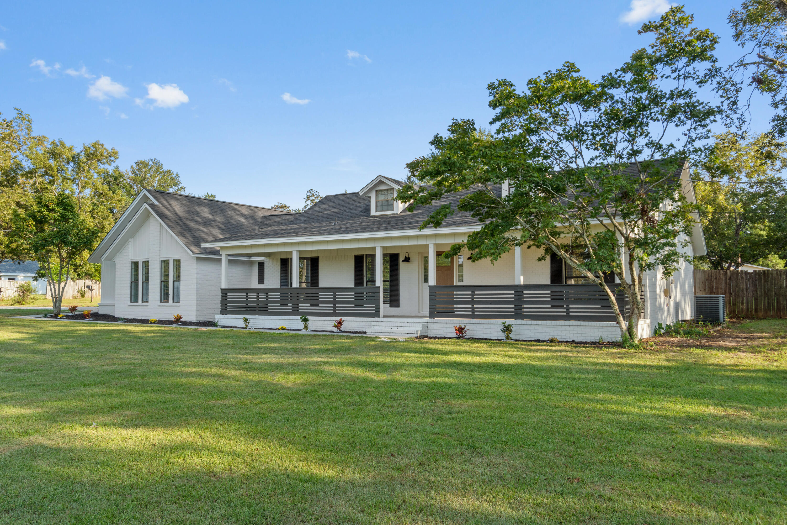 GRANDVIEW HEIGHTS - Residential